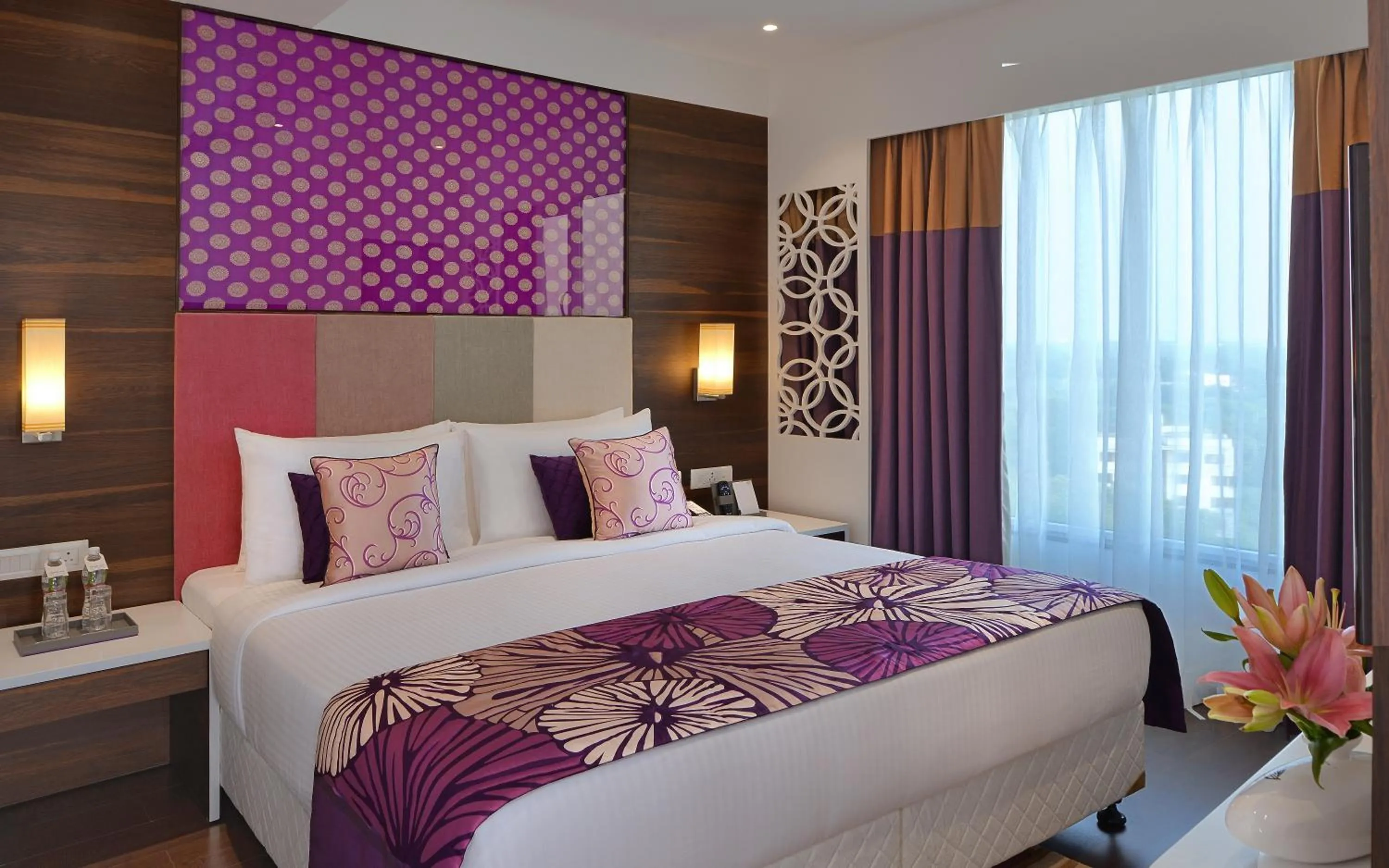 Photo of the whole room, Bed in Fortune Inn Promenade, Vadodara - Member ITC Hotels' Group