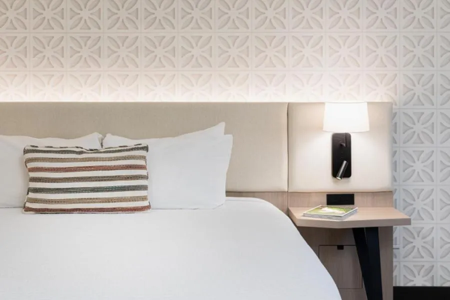 Bed in Palm Mountain Resort & Spa