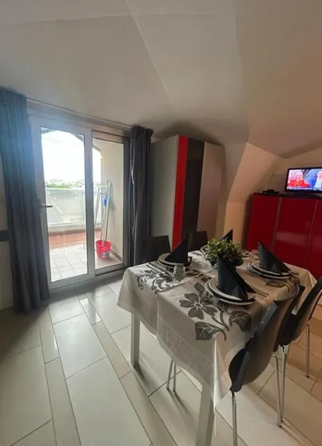 Dining area in Residence Altomare