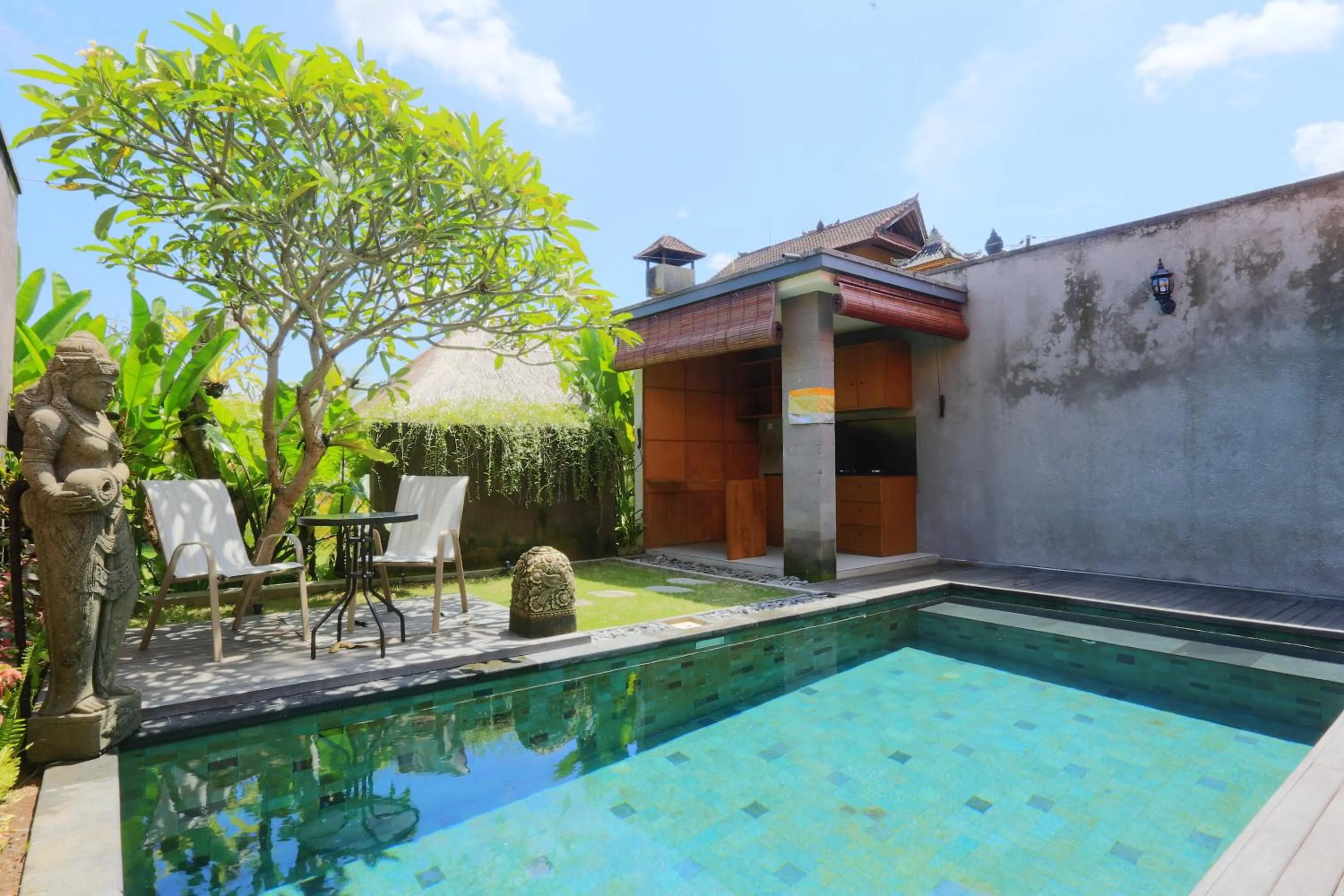 Pool view in Ume Sri Villas Ubud