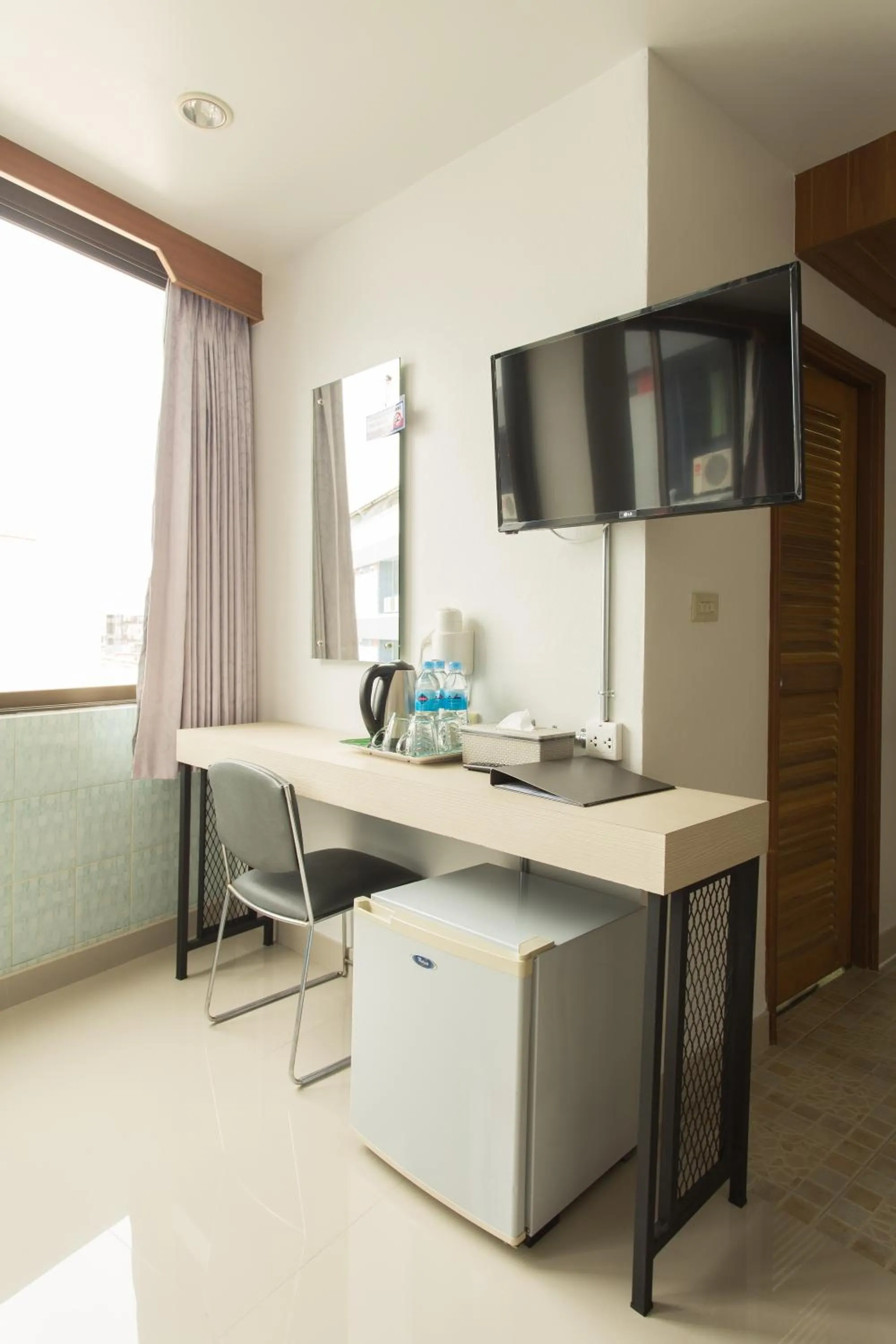 TV and multimedia in City Hotel Krabi