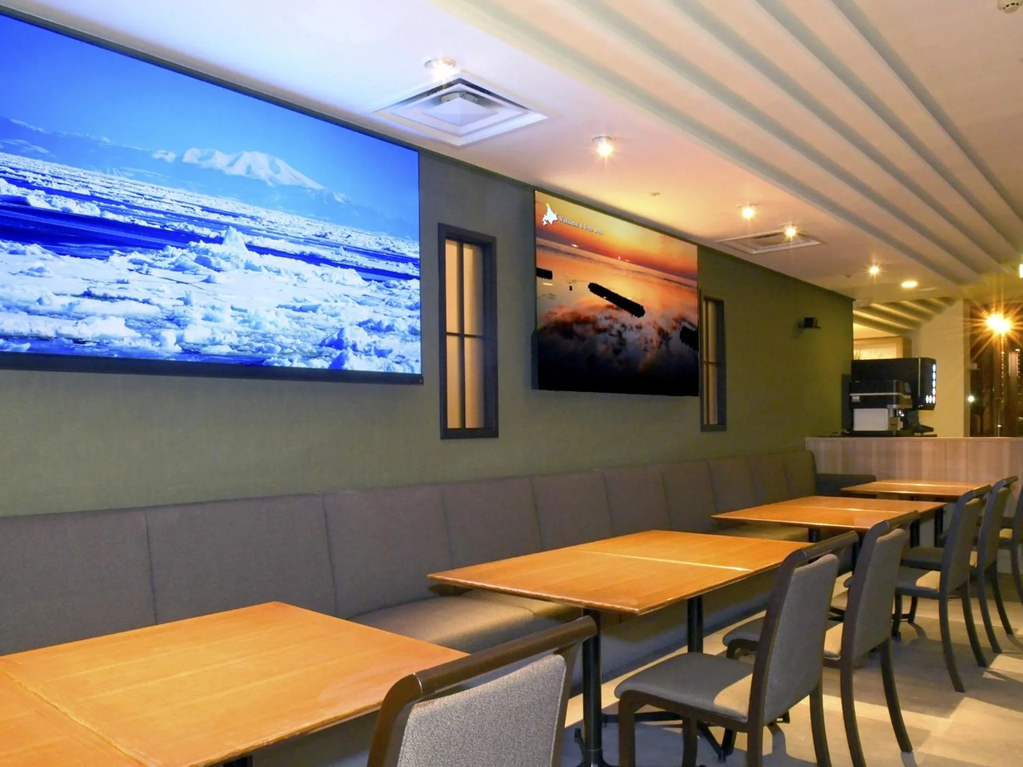 Communal lounge/ TV room in Sapporo View Hotel Odori Park