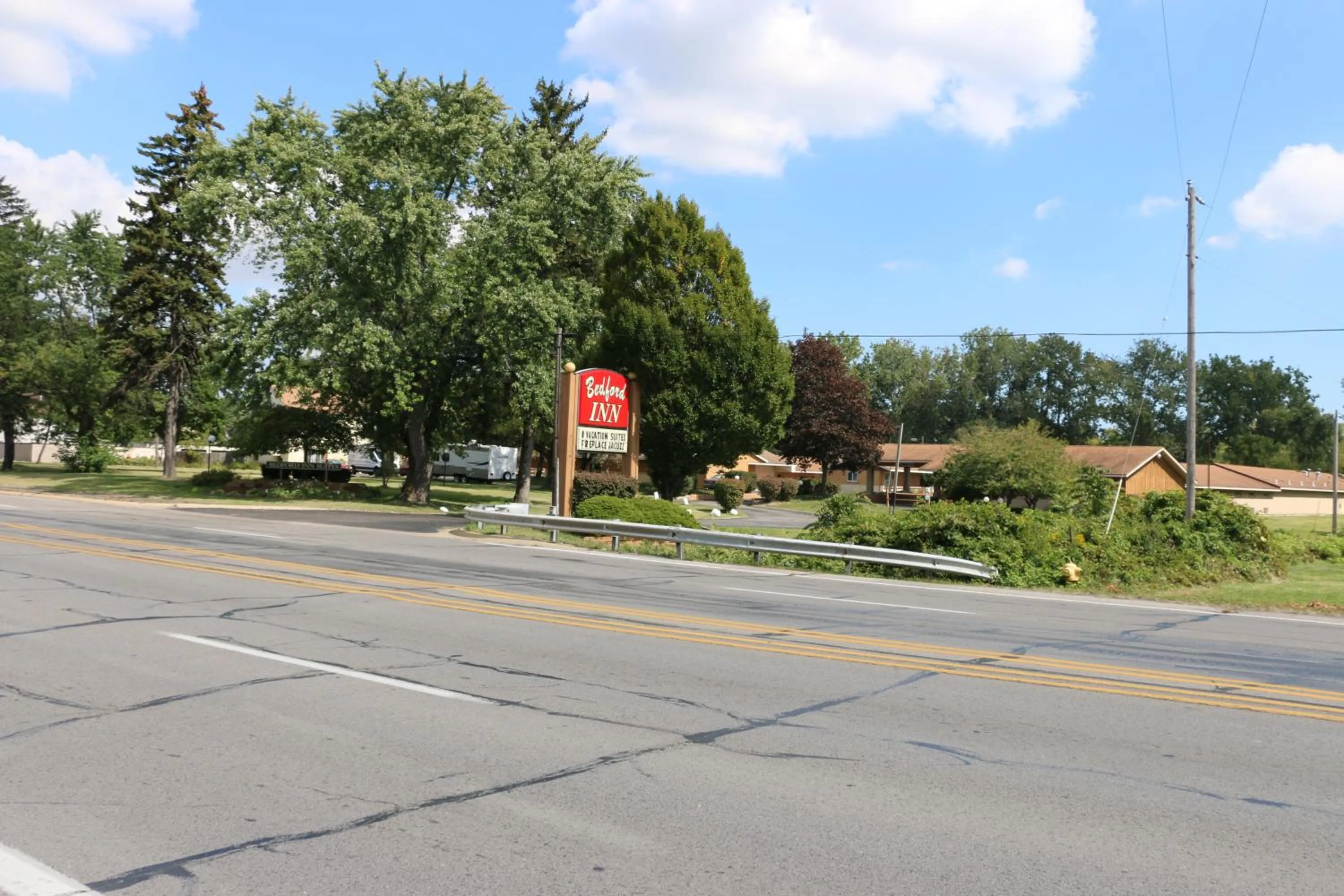 Property Building in Bed Ford Inn