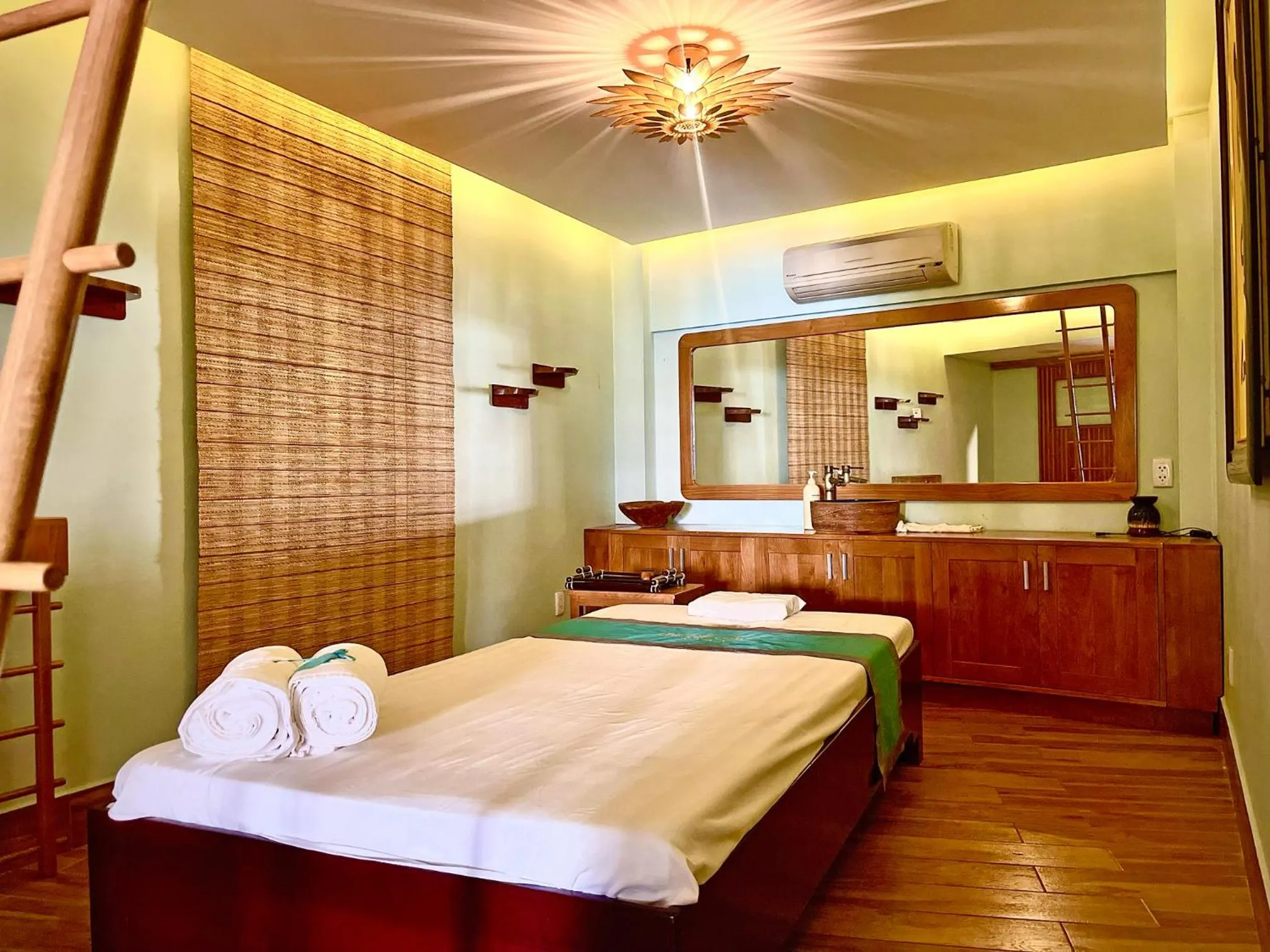 Spa and wellness centre/facilities, Bed in Phu Hai Beach Resort & Spa Phan Thiet