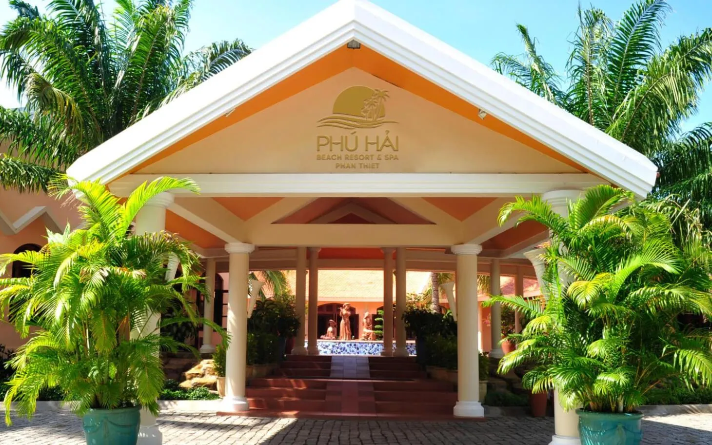Facade/entrance in Phu Hai Beach Resort & Spa Phan Thiet