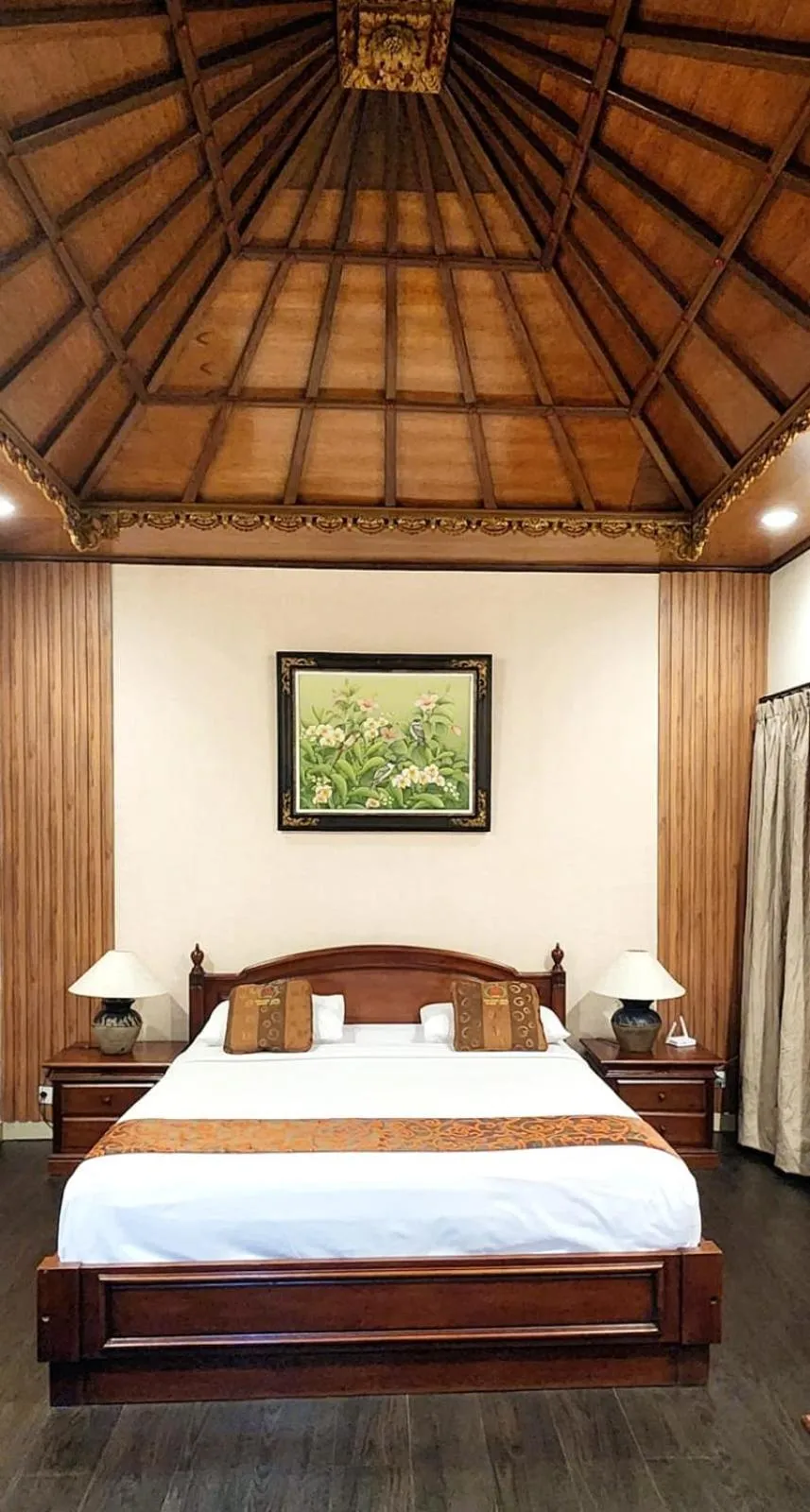 Bedroom, Bed in Stana Puri Gopa Hotel
