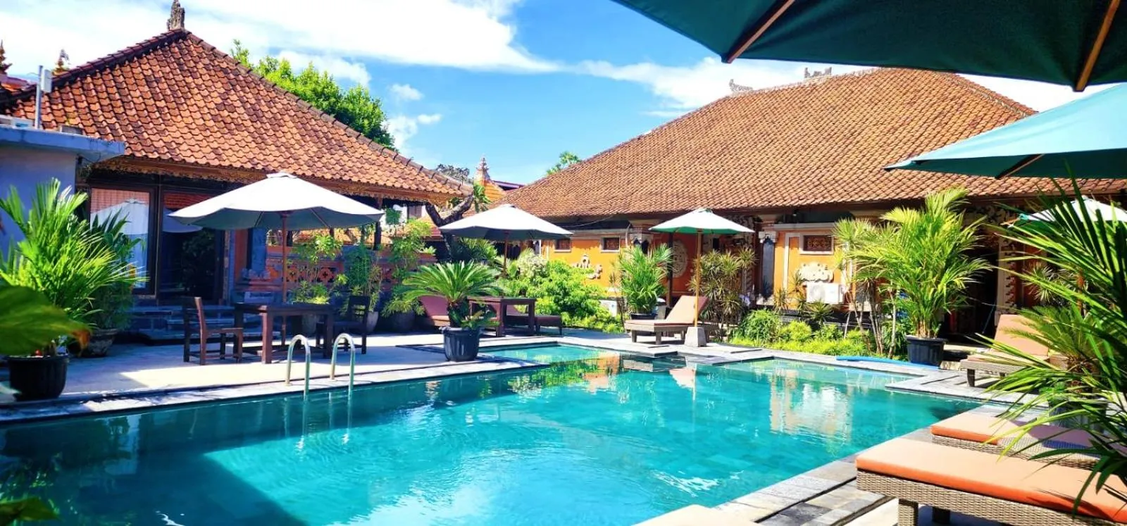 Swimming pool in Stana Puri Gopa Hotel