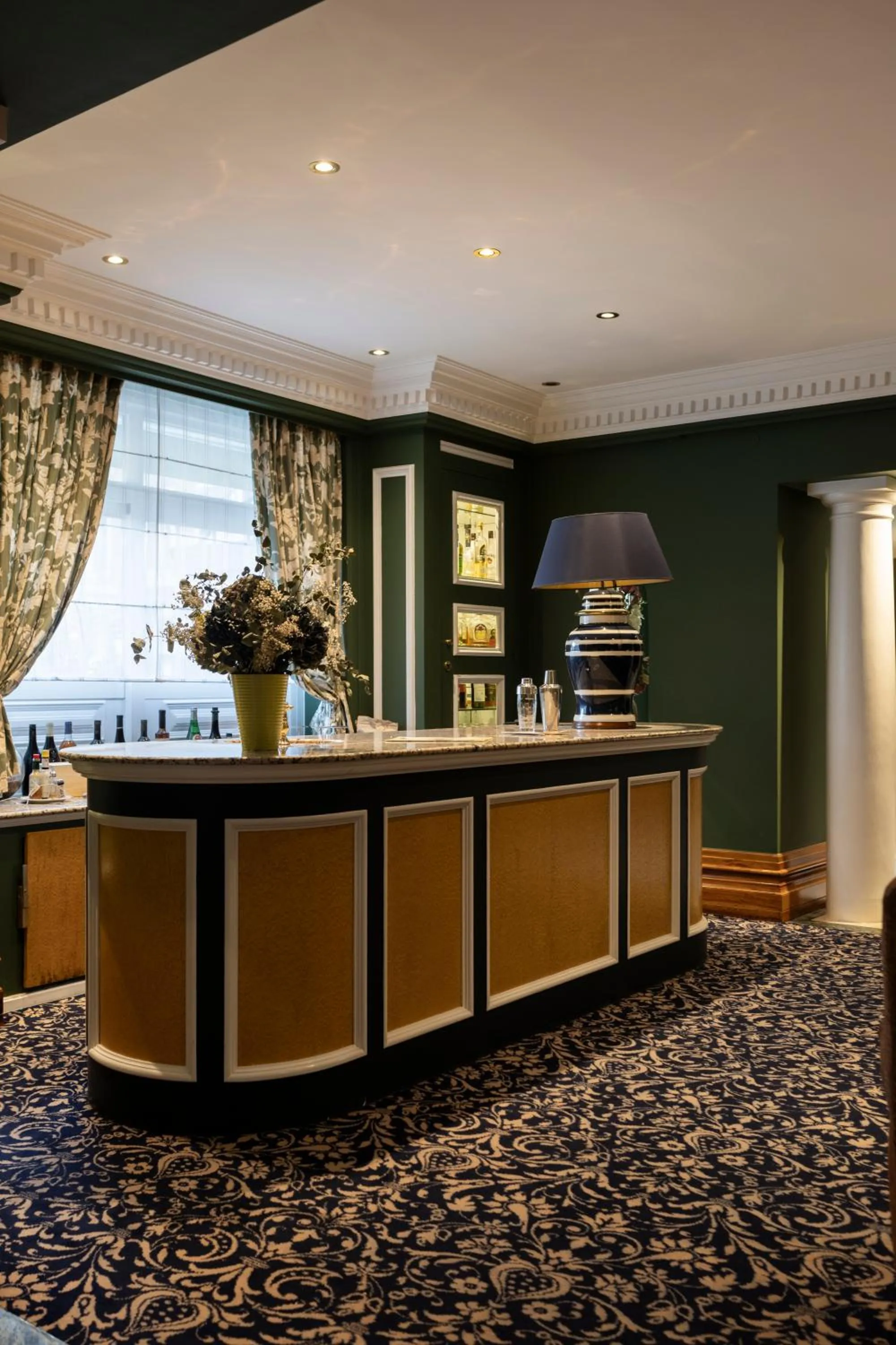 Lounge or bar in Hôtel Restaurant Million