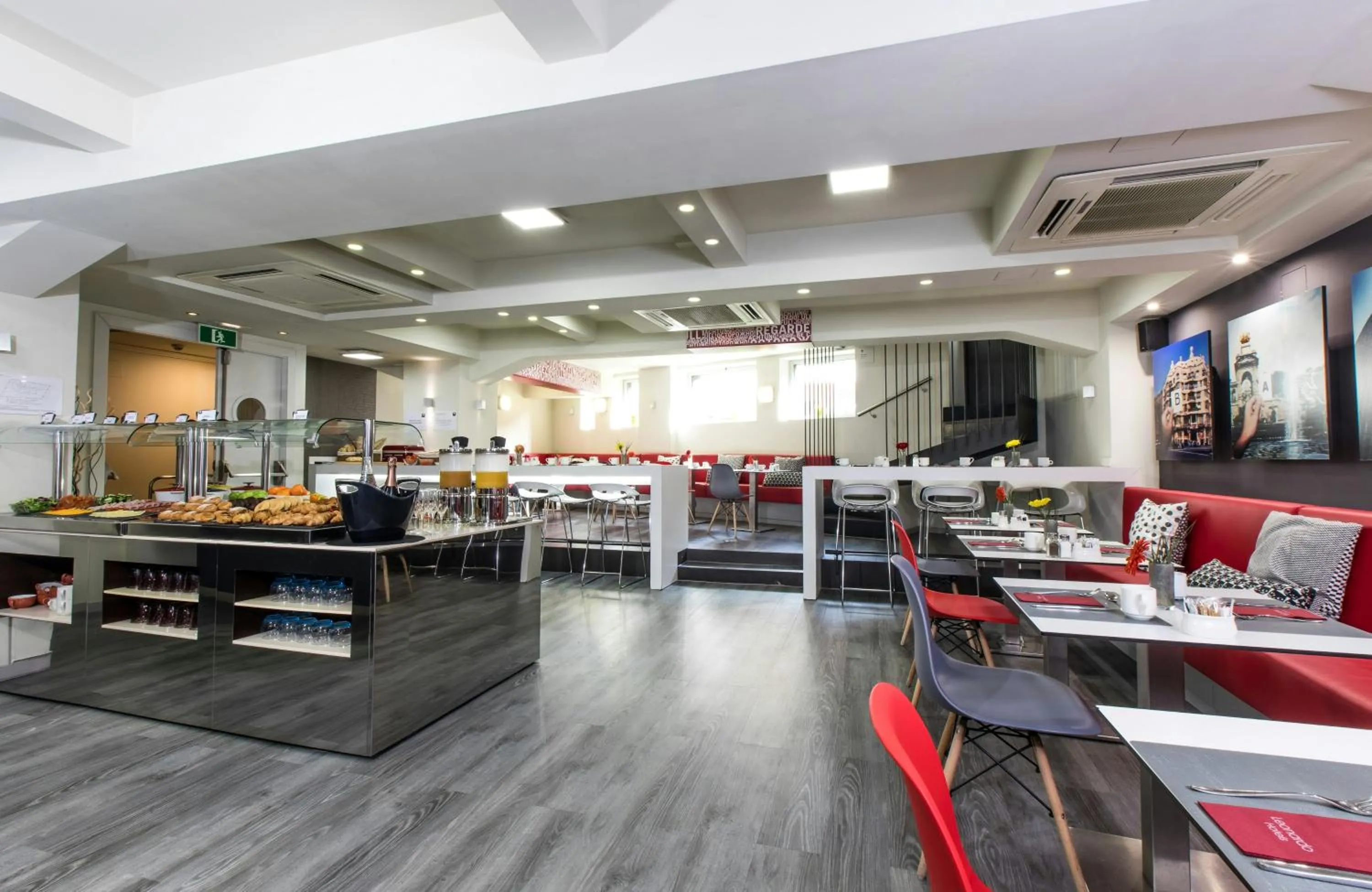 Breakfast in Leonardo Boutique Hotel Barcelona Sagrada Familia