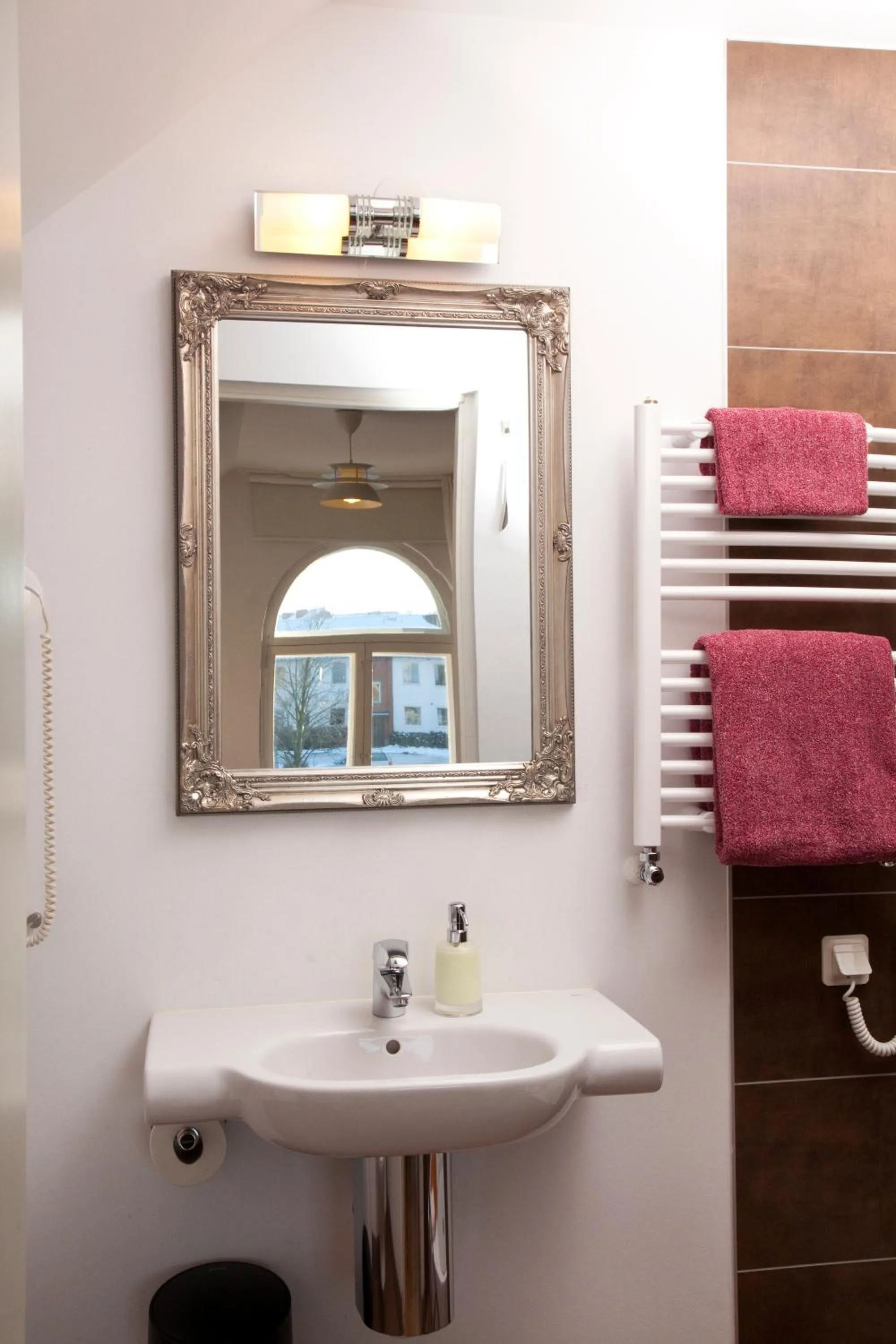 Bathroom in Annas Hotell