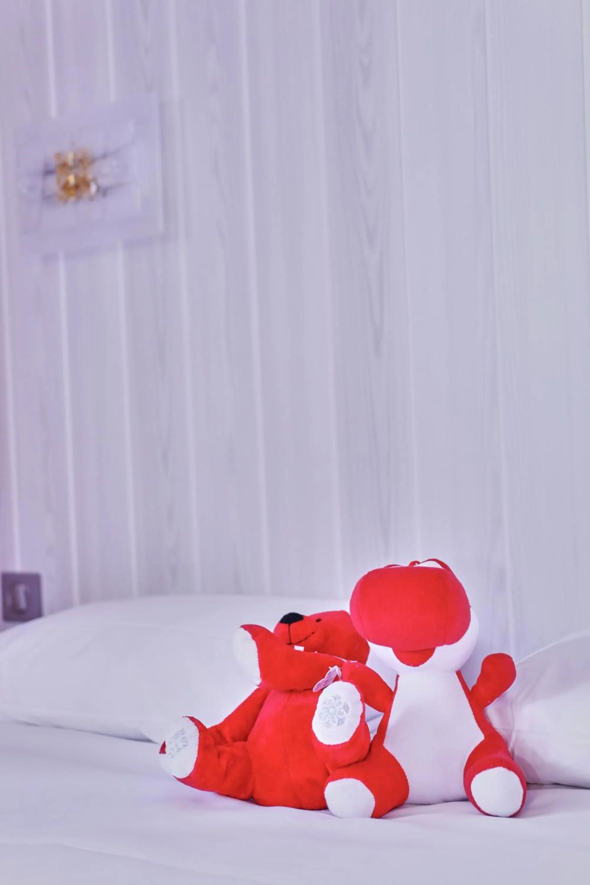 Bedroom, Bed in Brit Hotel Chambery