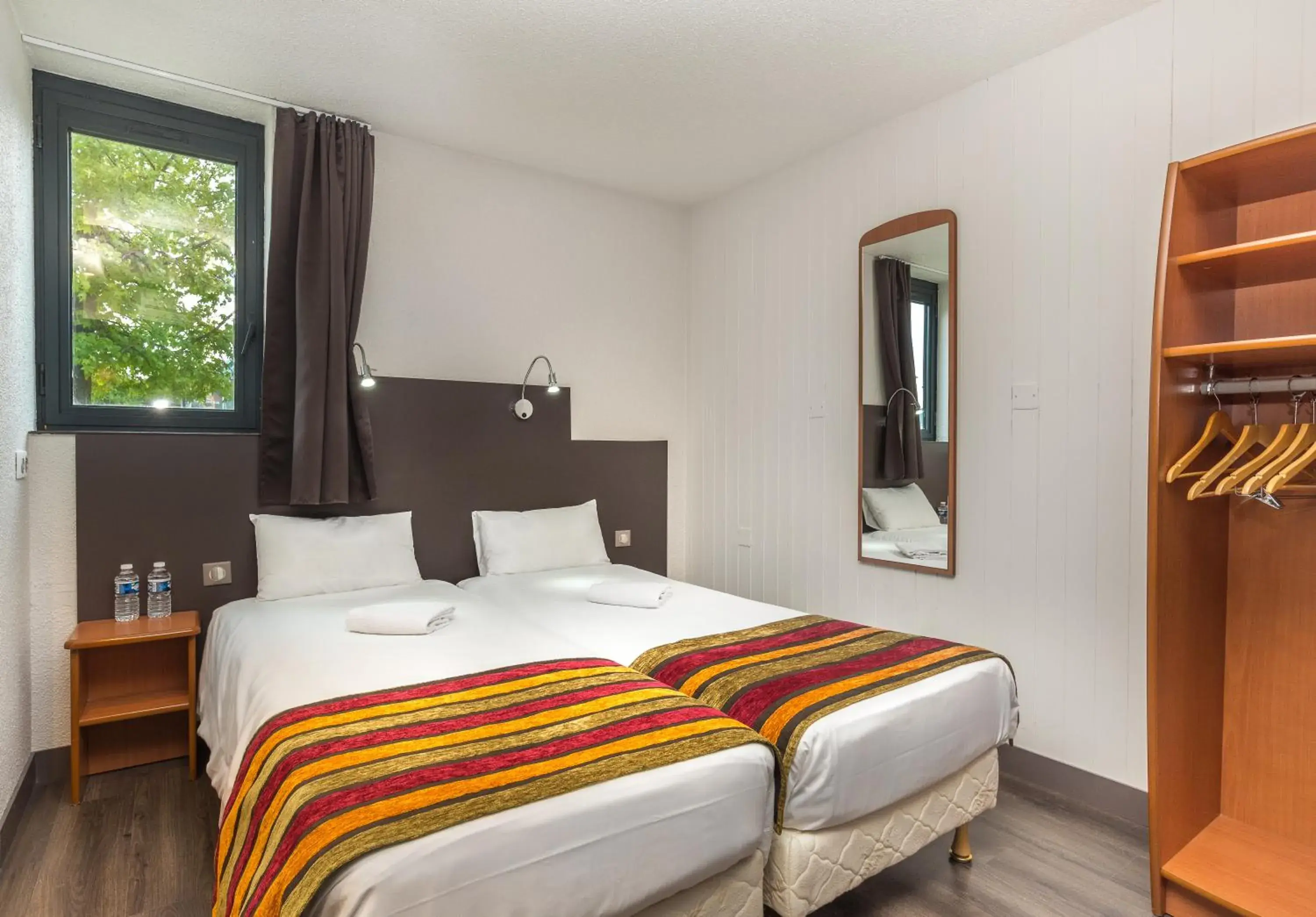 Quadruple Room - Disability Access in Brit Hotel Chambery Quadruple Room - Disability Access in Brit Hotel Chambery