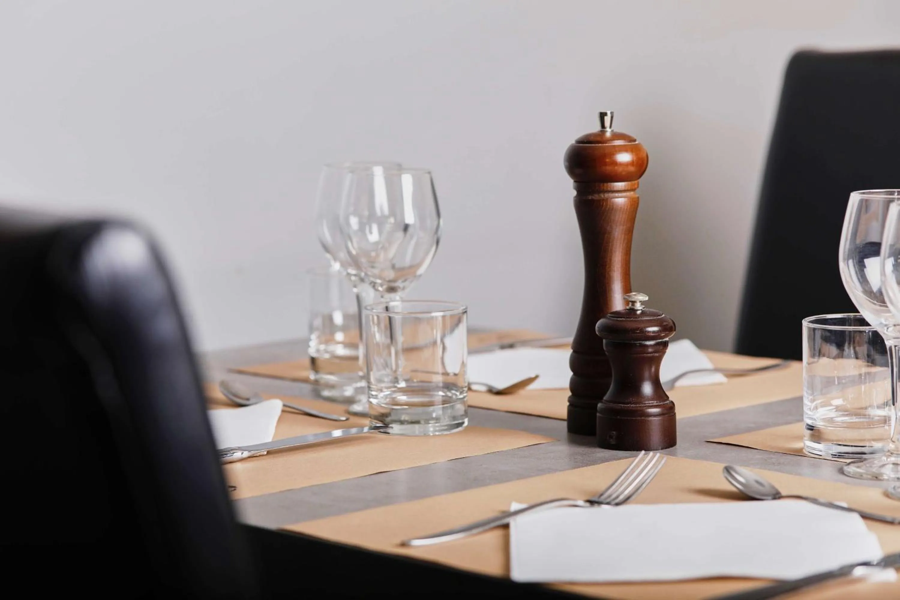 Restaurant/places to eat in Brit Hotel Chambery