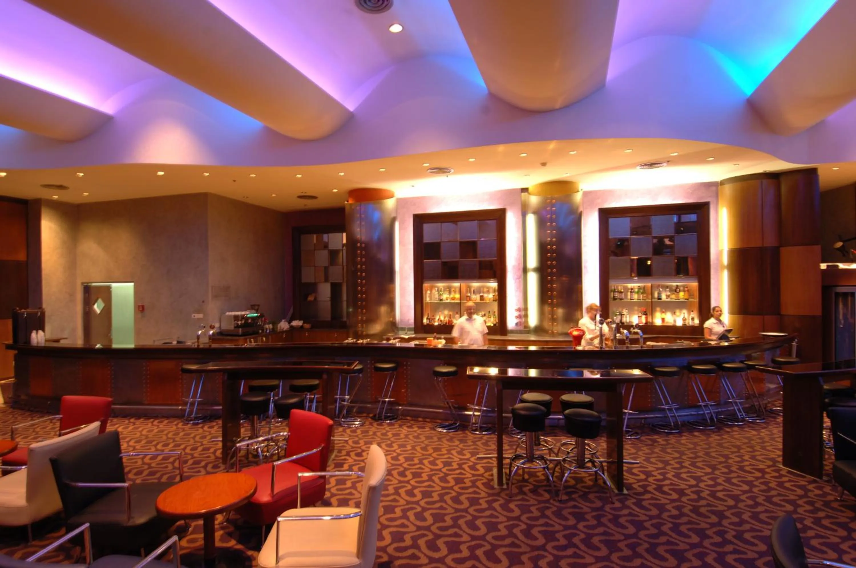 Lounge or bar in Royal Dead Sea - Hotel & Spa