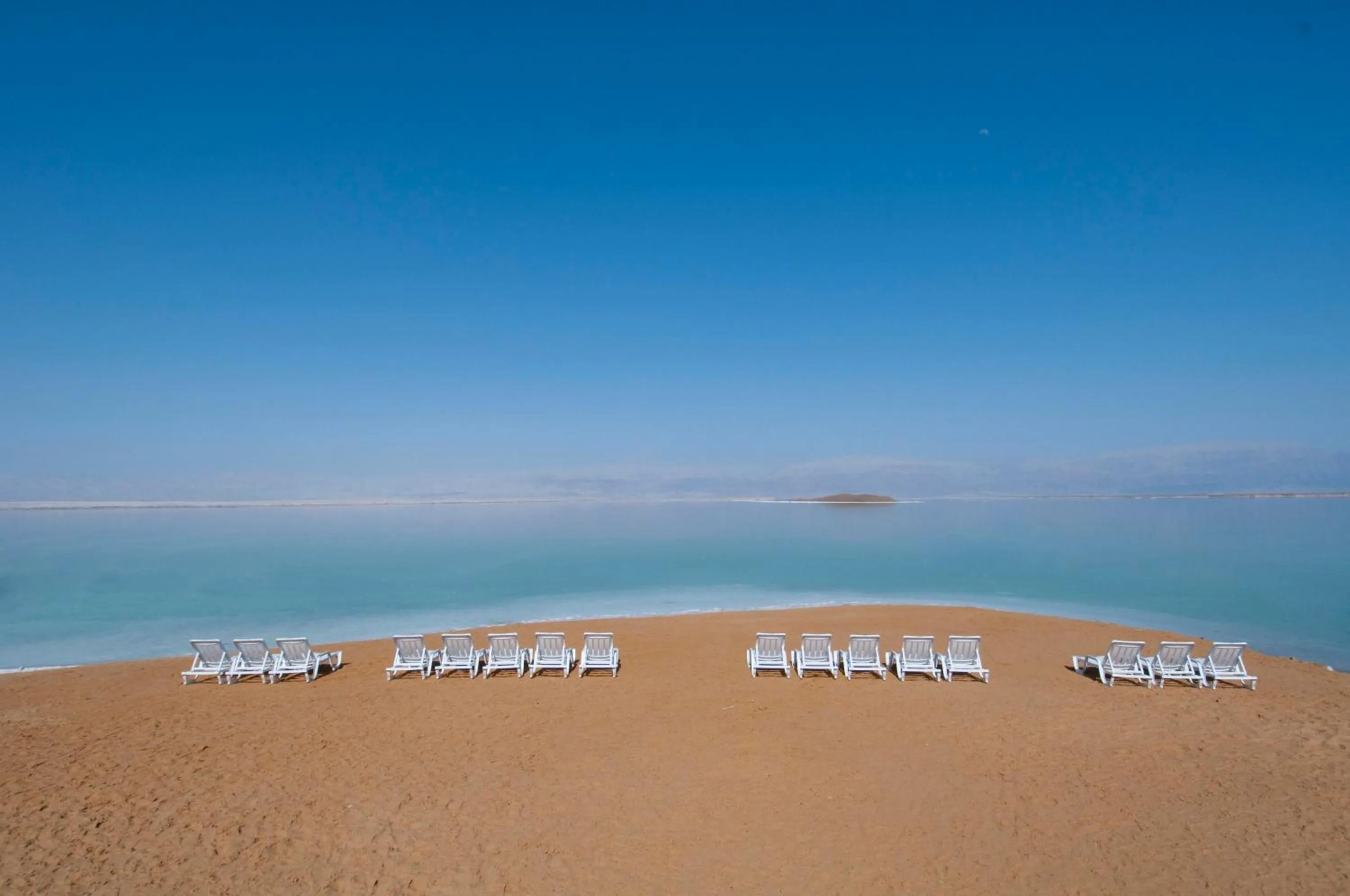 Beach in Royal Dead Sea - Hotel & Spa