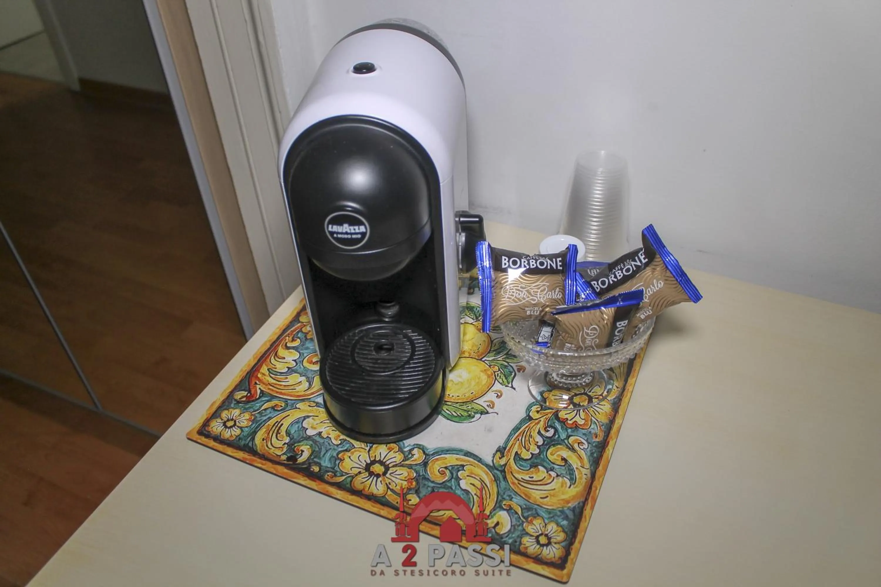 Coffee/tea facilities in A 2 Passi da Stesicoro Suite Catania