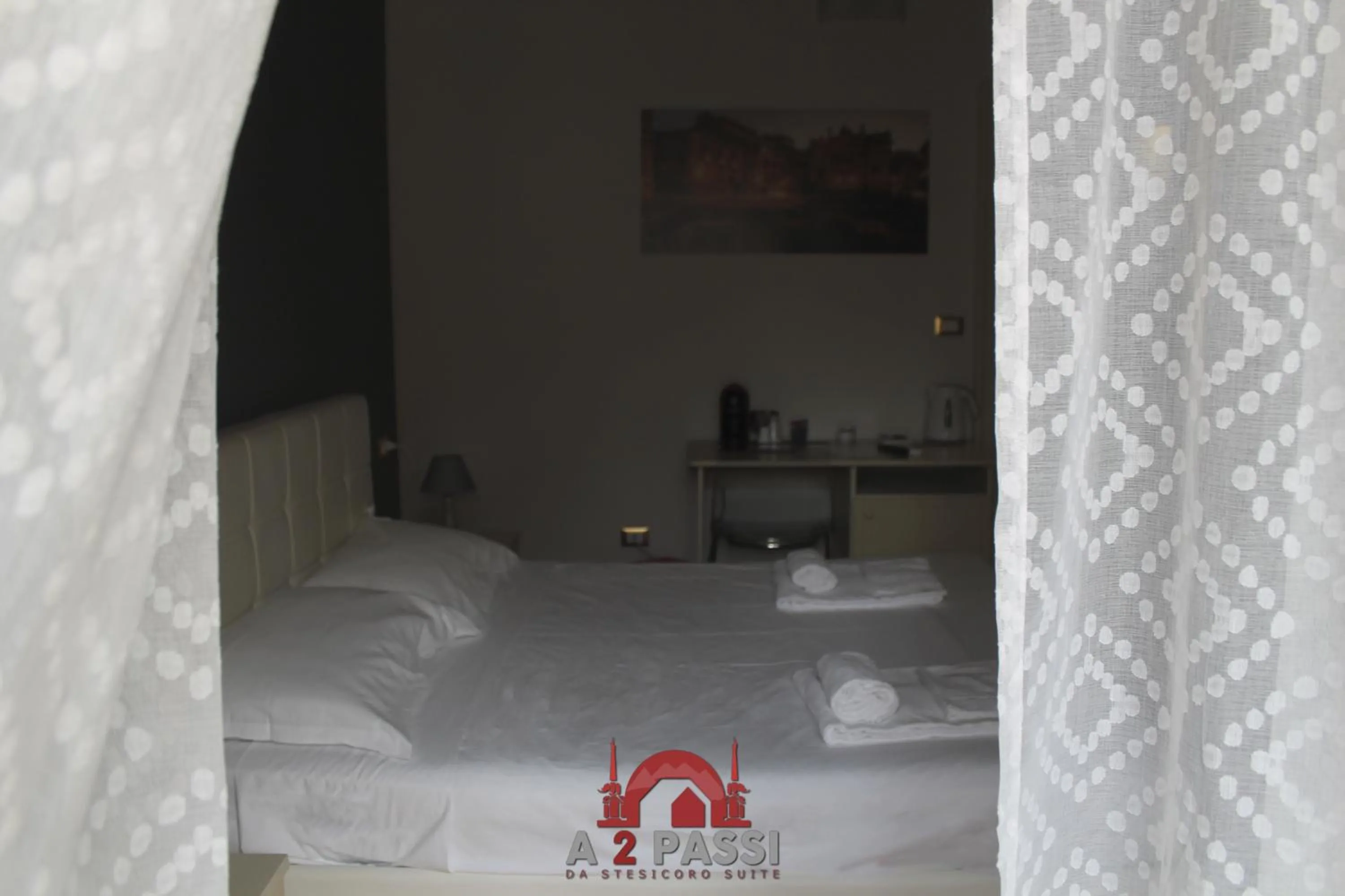 Bed in A 2 Passi da Stesicoro Suite Catania