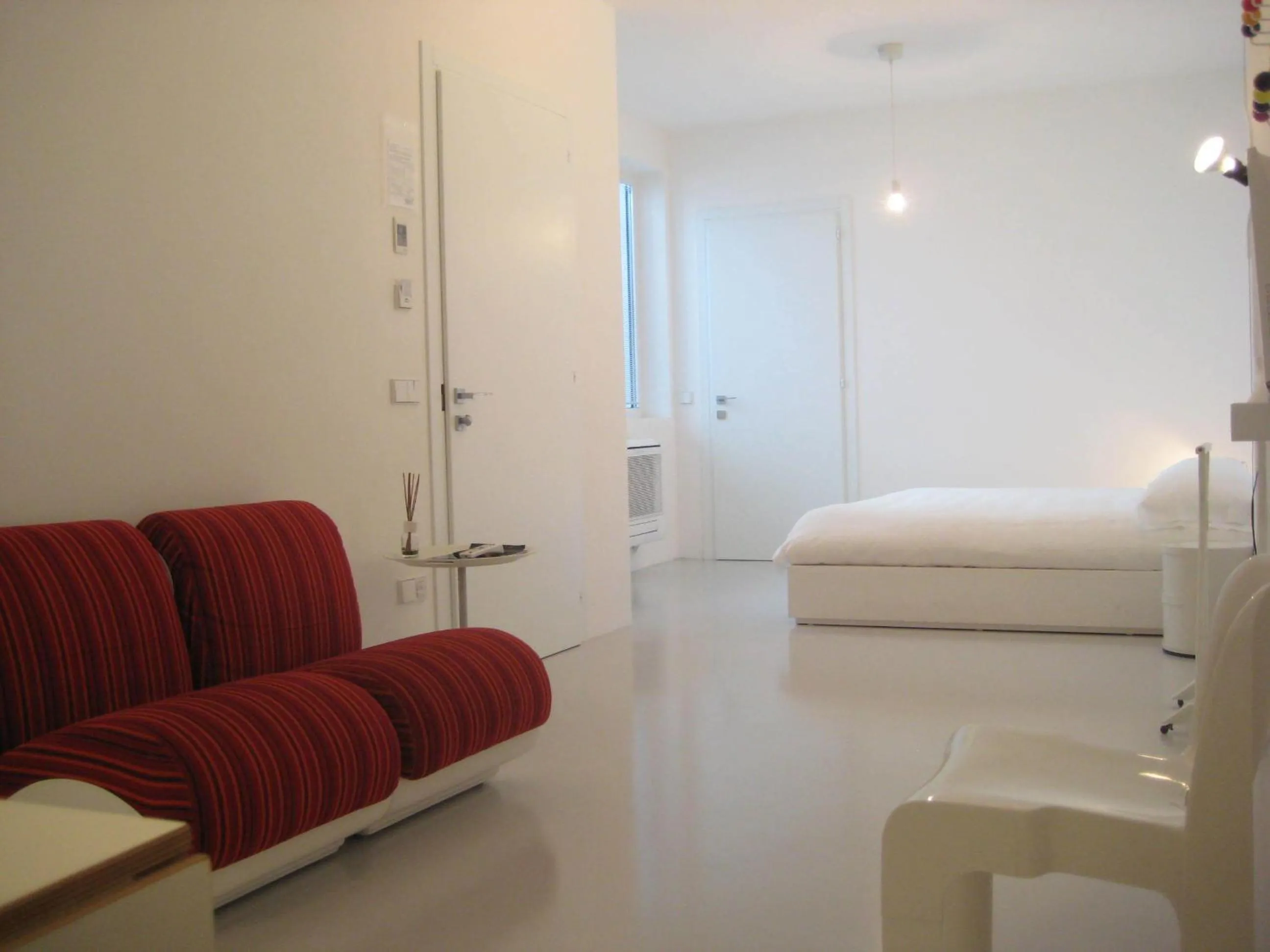 Seating area in Legrenzi Rooms