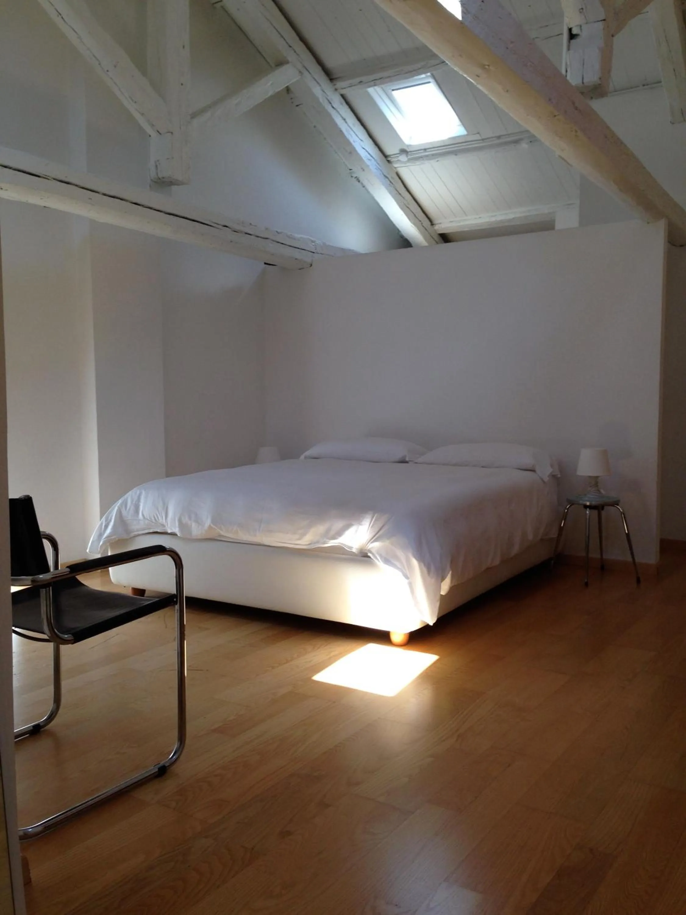 Photo of the whole room, Bed in Legrenzi Rooms