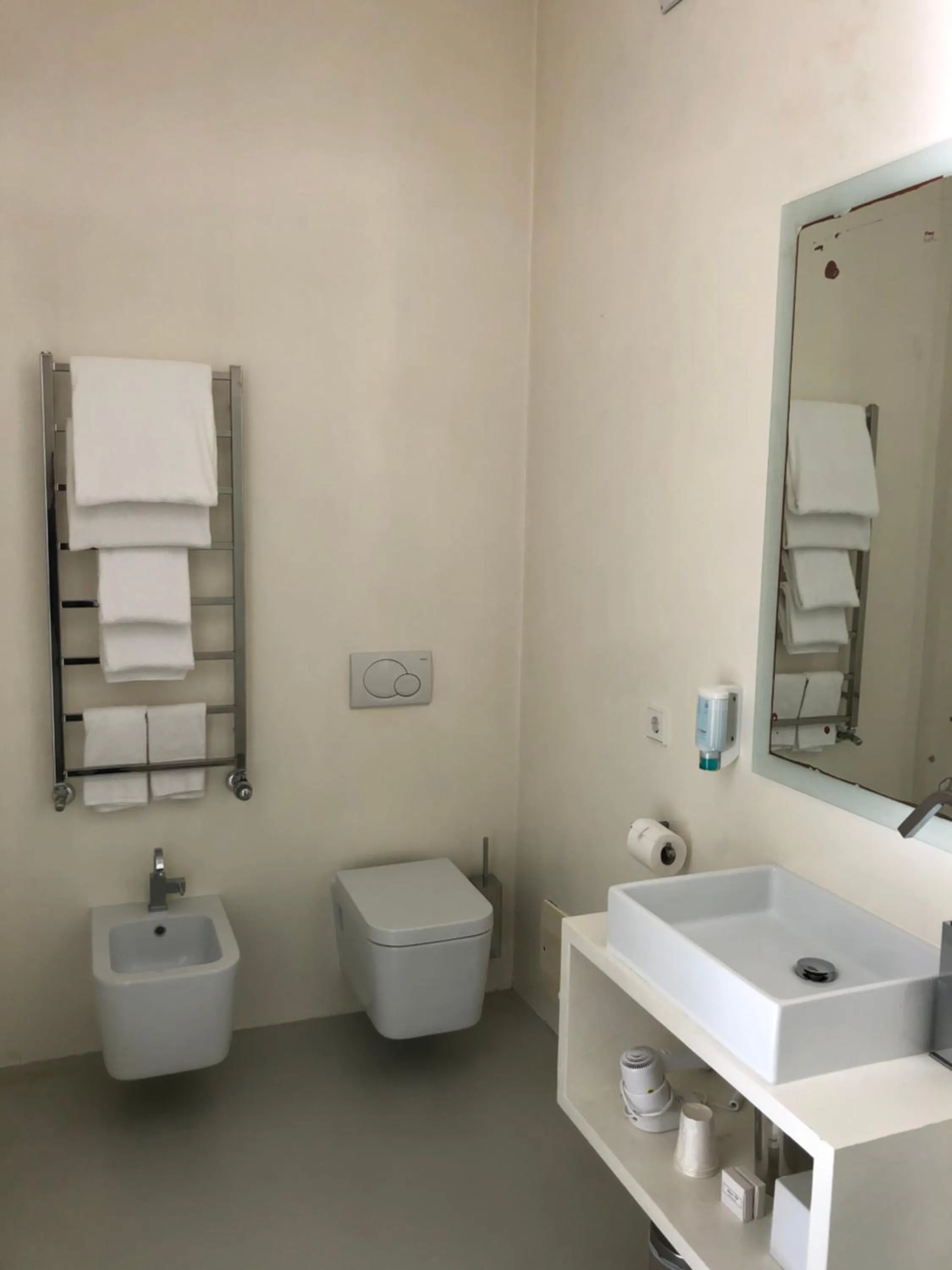 Toilet in Legrenzi Rooms