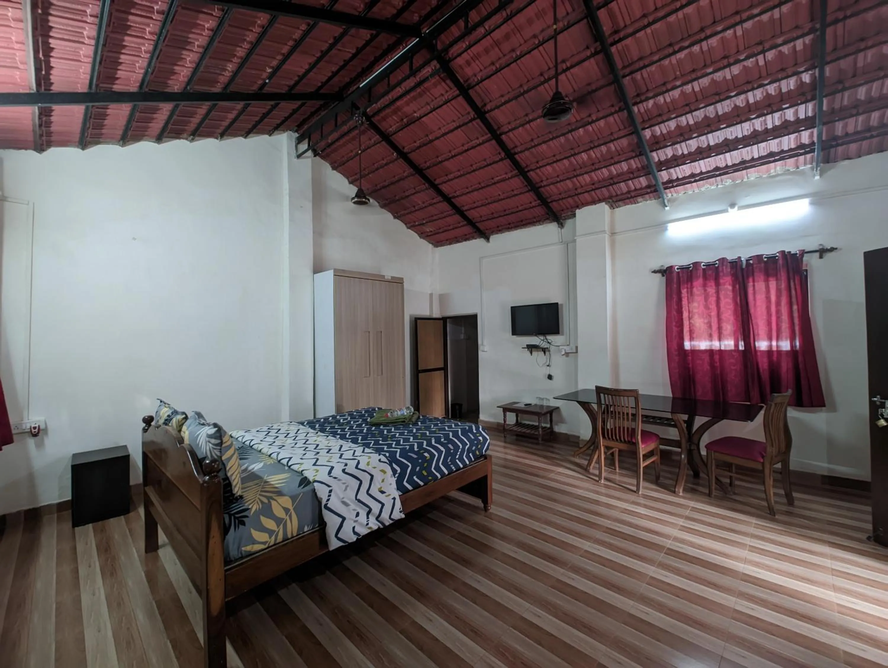 Bed in Vinsons Cottages