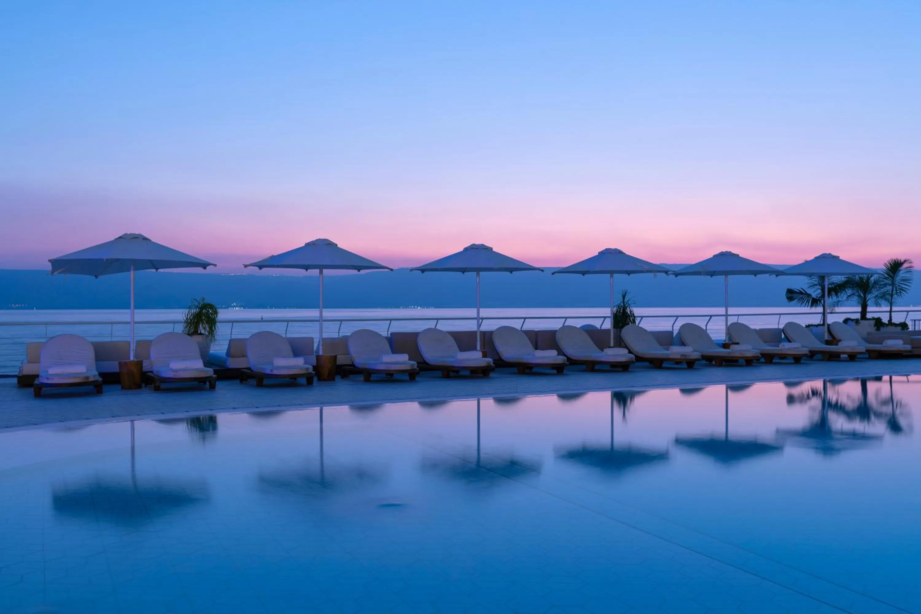 Swimming pool in Galei Kinneret Hotel