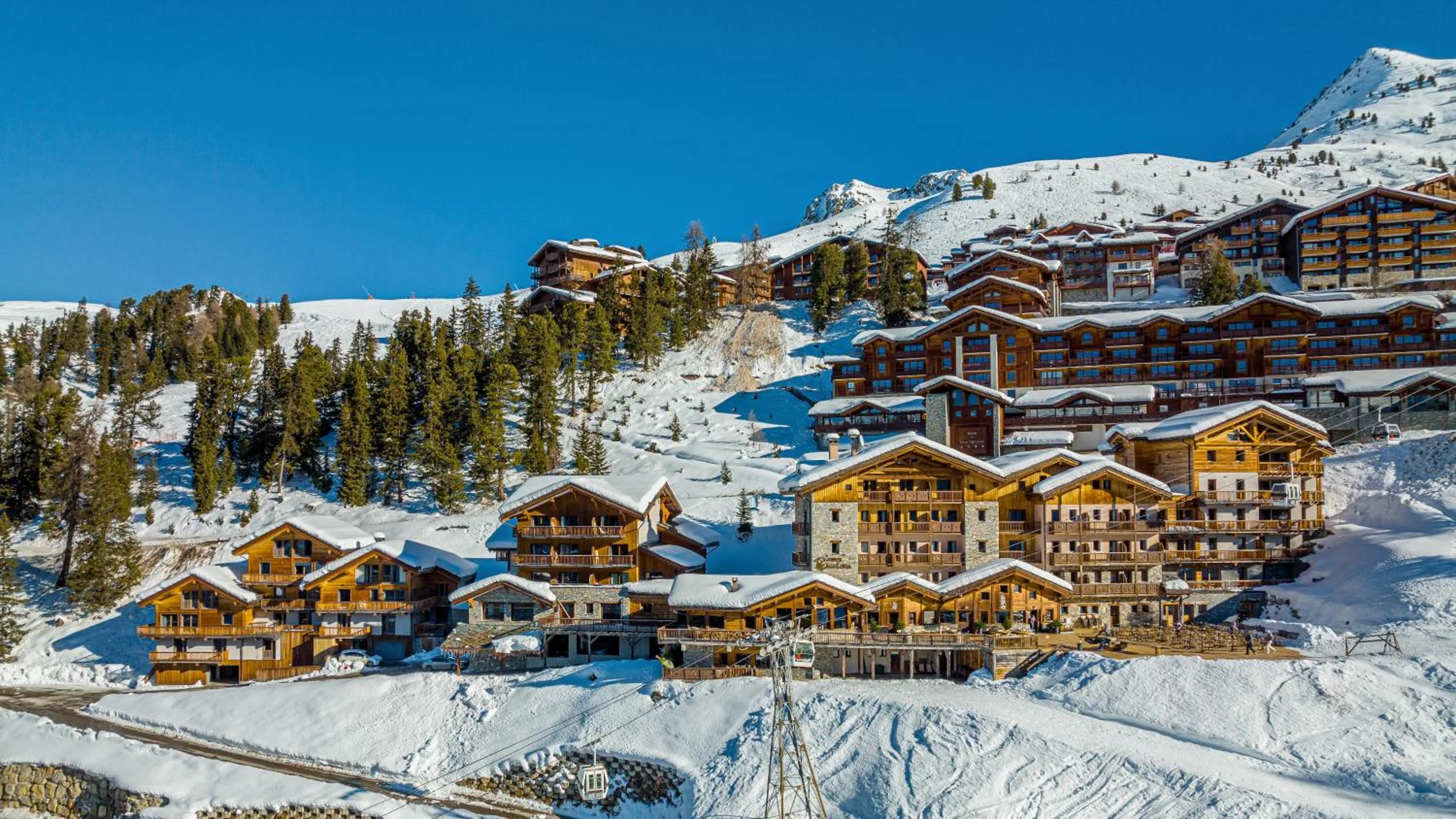 Property building in Hôtel Carlina by Les Etincelles