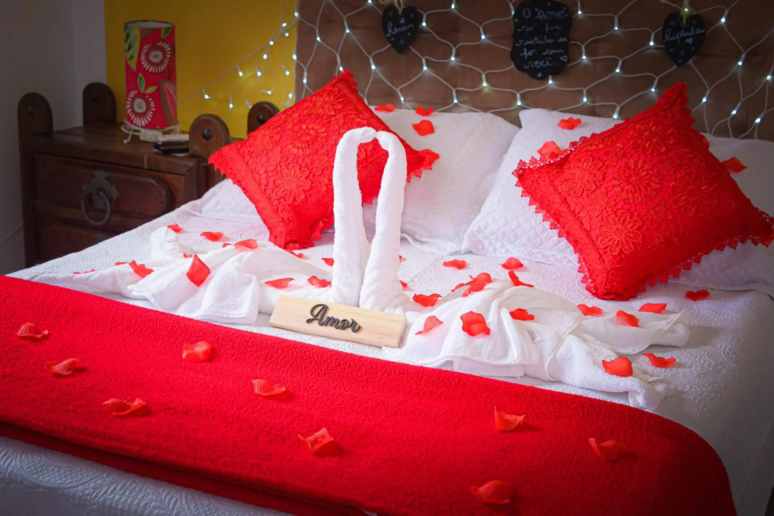 Decorative detail, Bed in Magnu´s Pousada