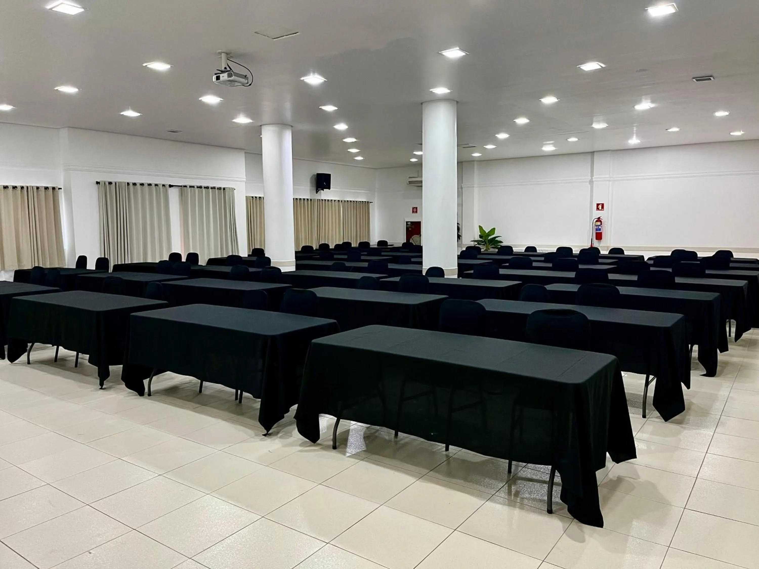 Meeting/conference room in Hotel Concord e Eventos corporativos Campo Grande
