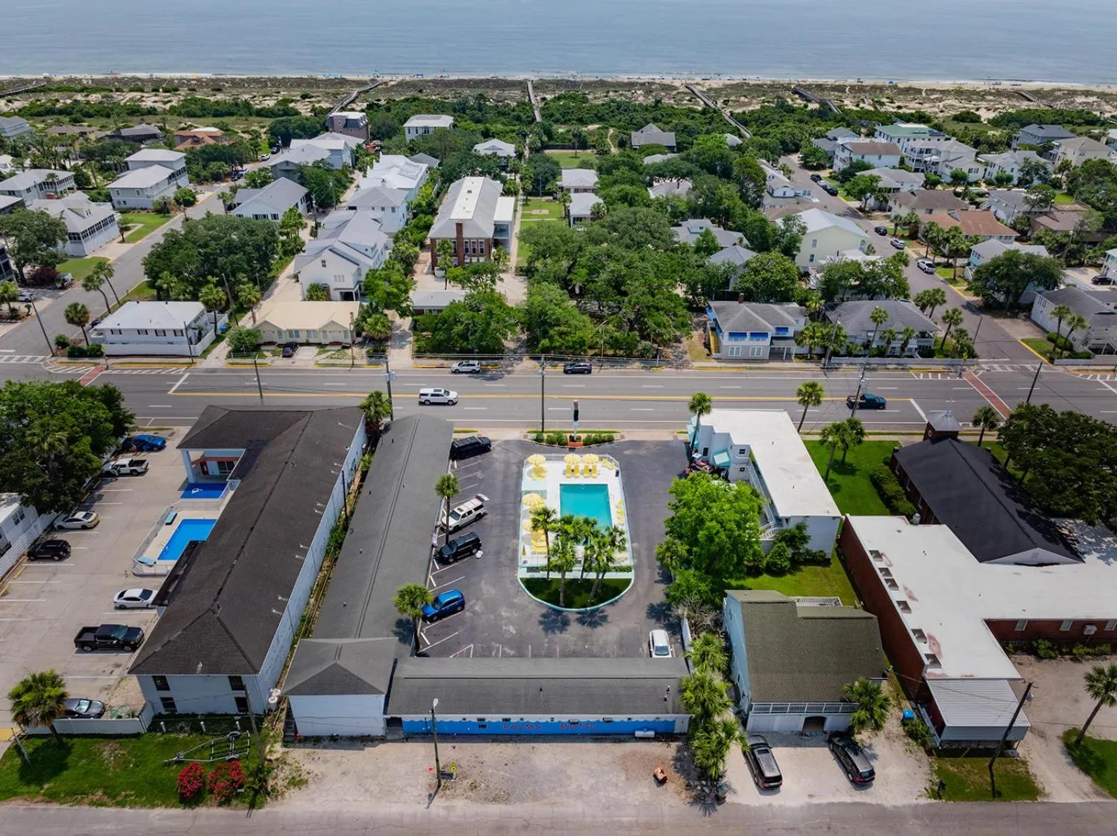 Property building in Royal Palms Motel