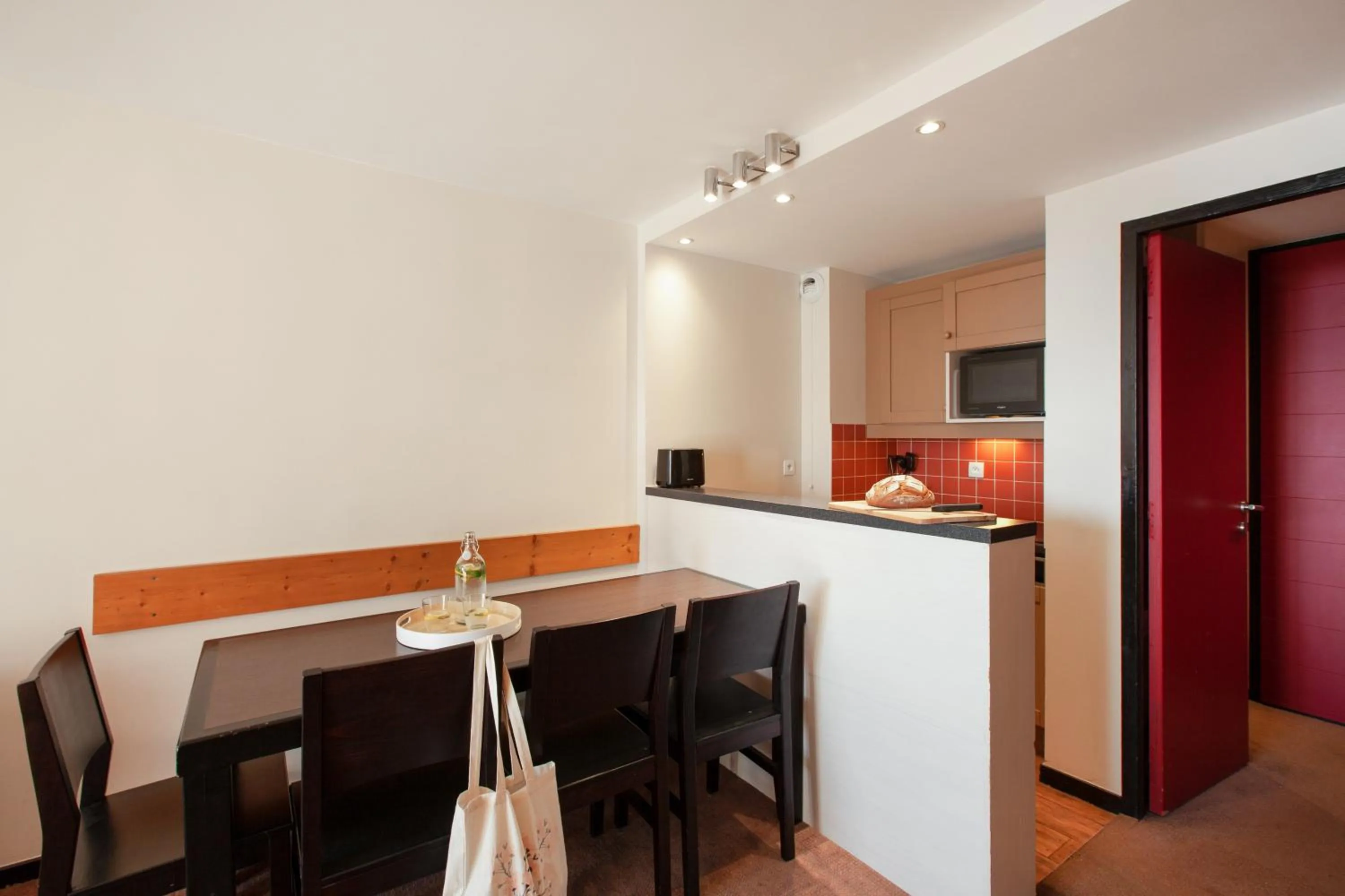 Kitchen or kitchenette in Résidence Pierre & Vacances Le Tikal