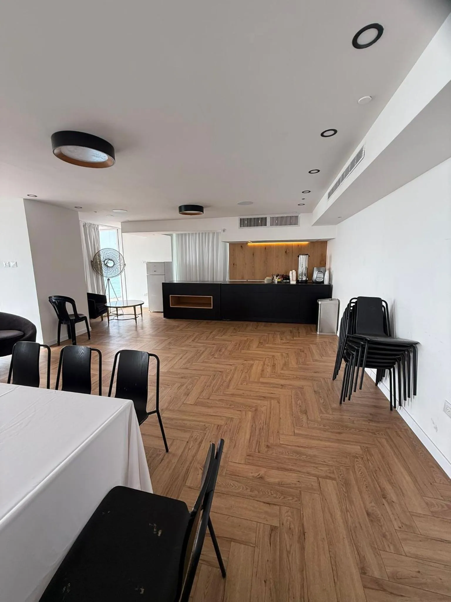 Island Luxurious Suites Hotel and Spa