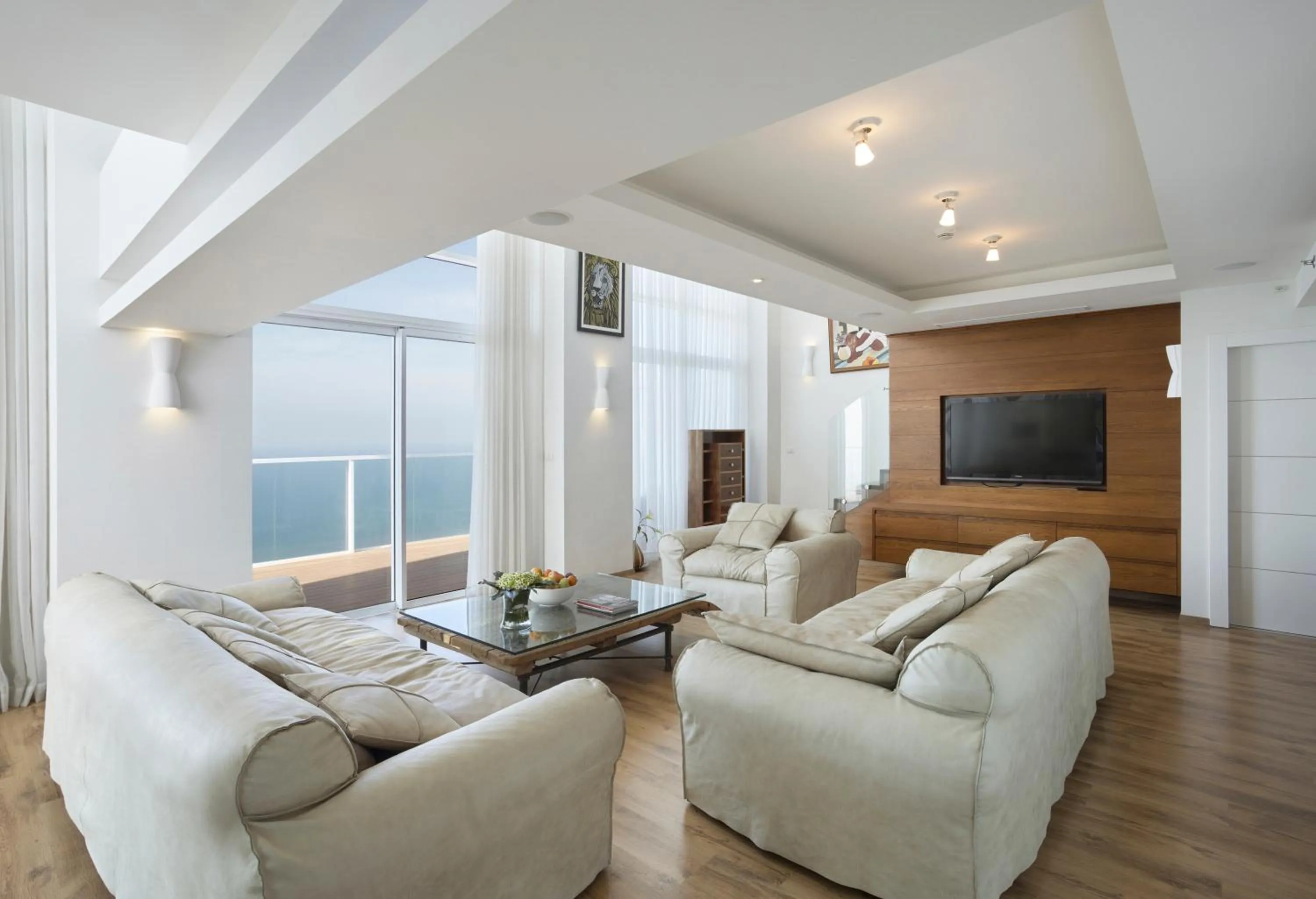 Living room in Island Luxurious Suites Hotel and Spa