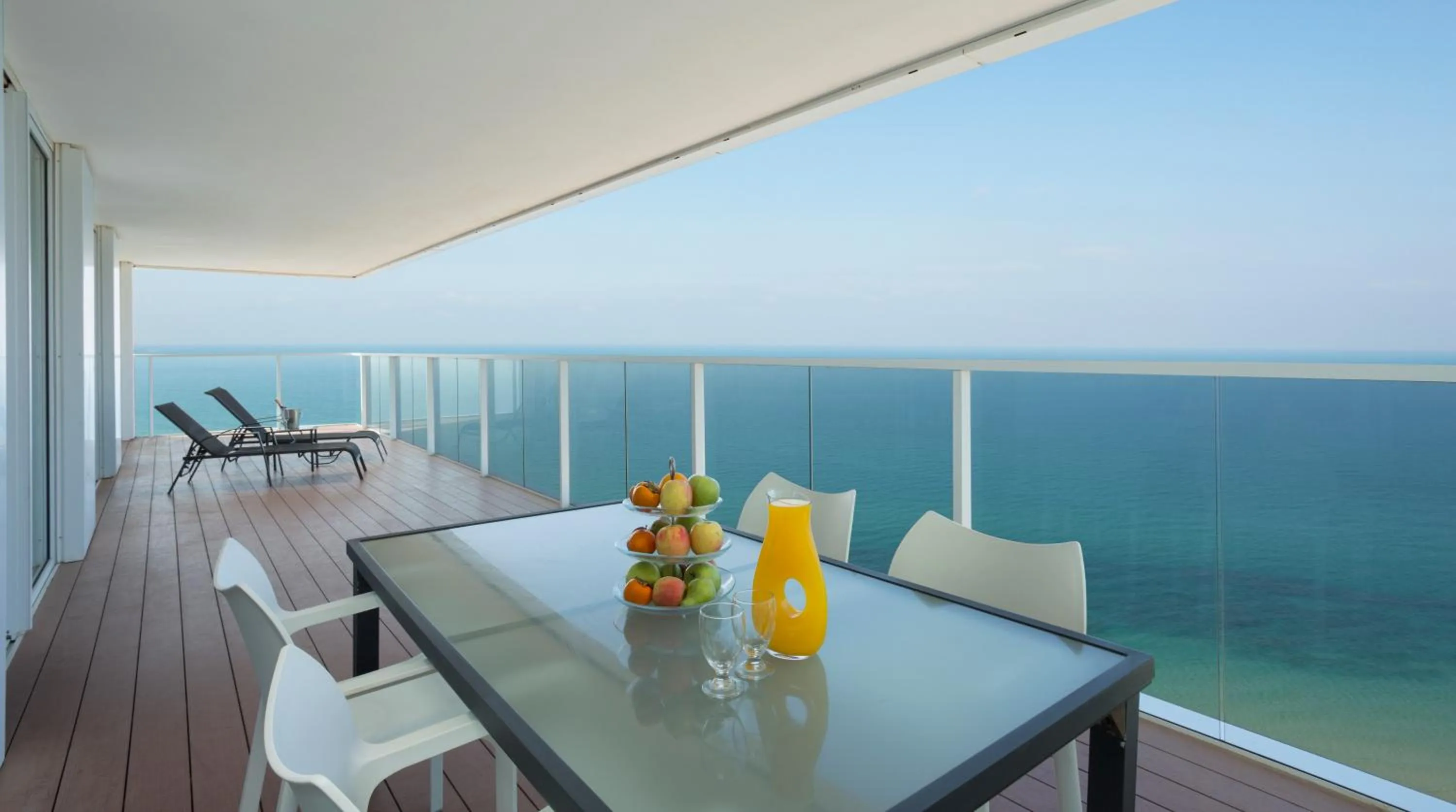 Balcony/Terrace in Island Luxurious Suites Hotel and Spa