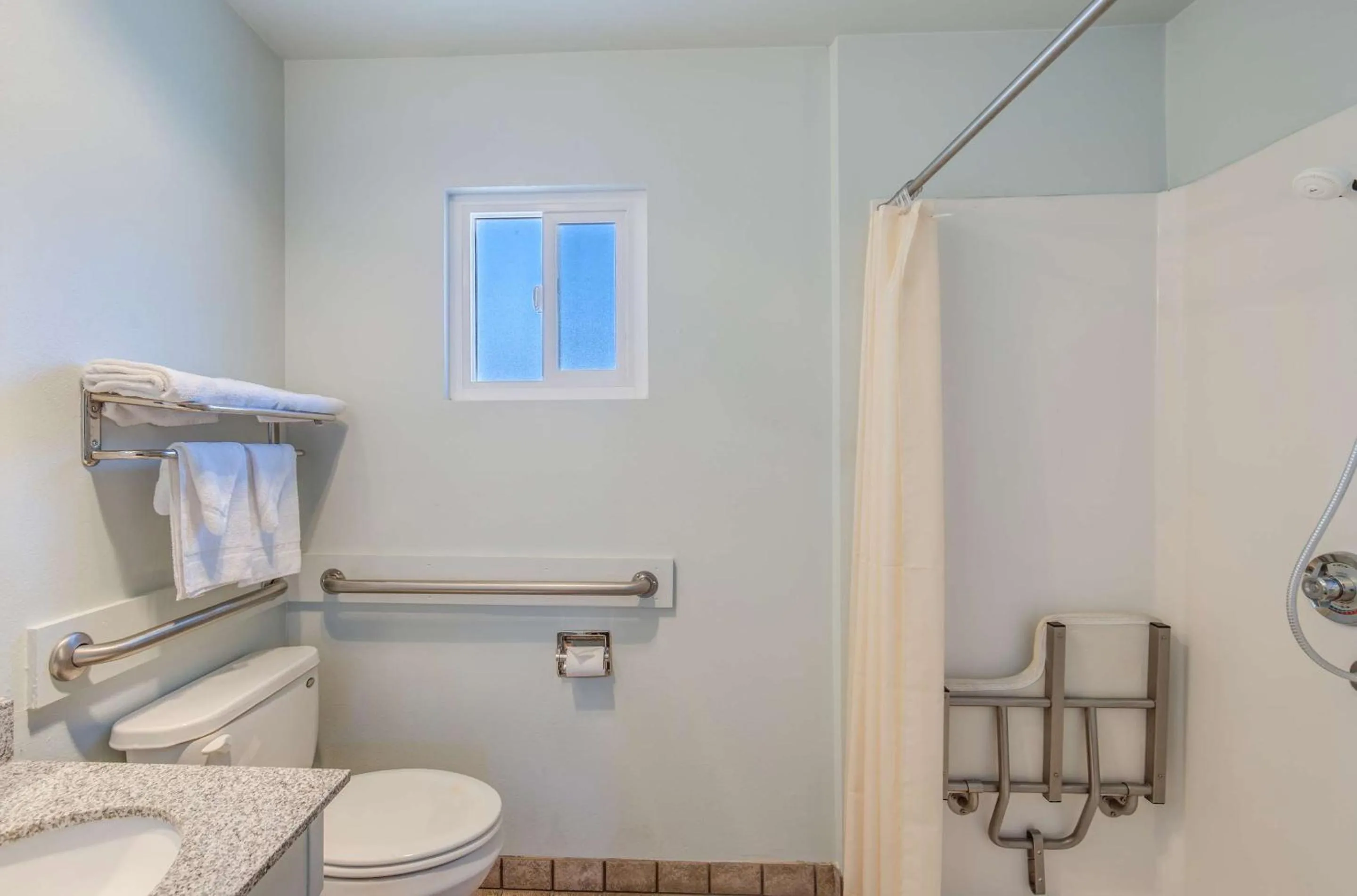 Other in Econo Lodge Inn & Suites Yreka