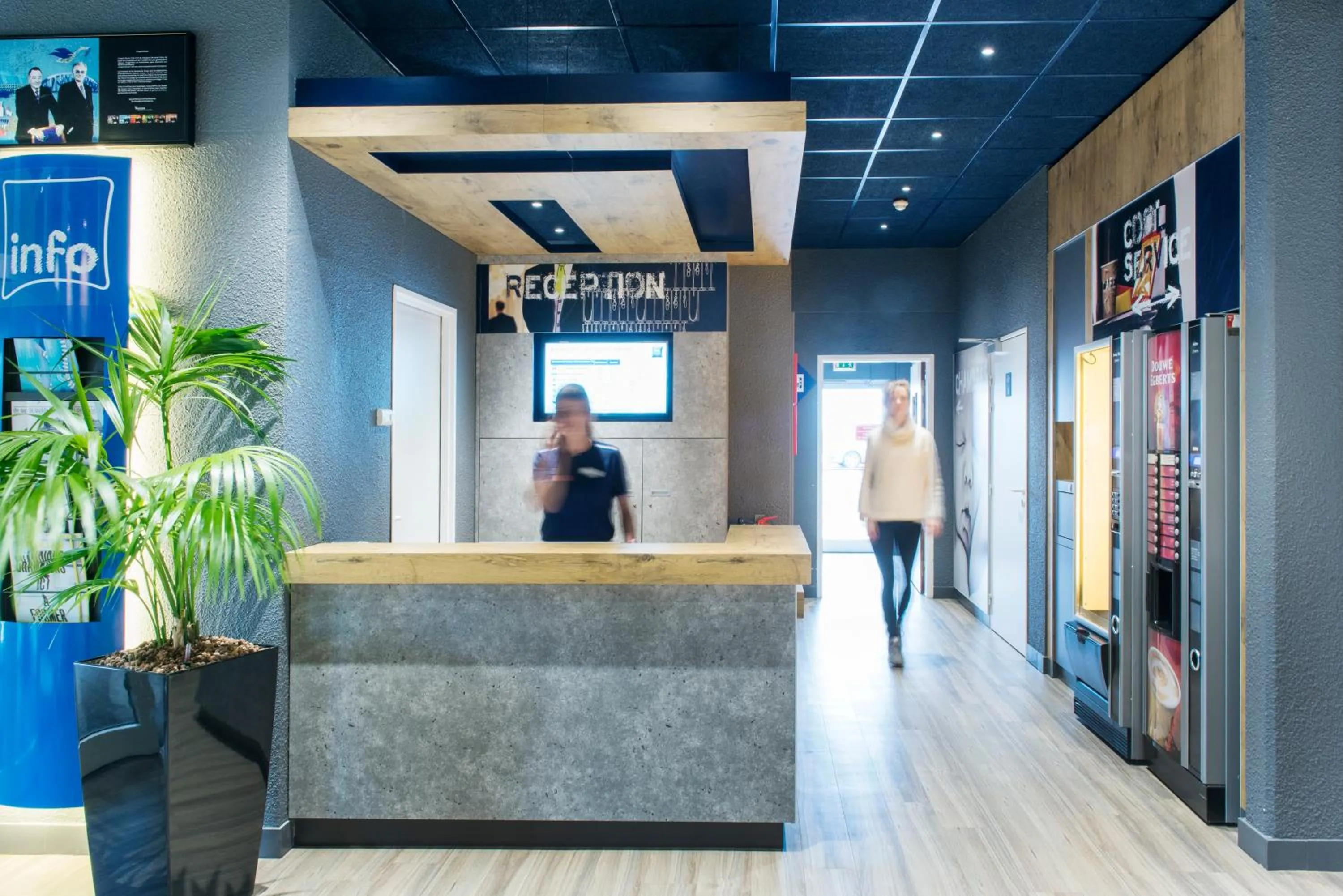 Lobby or reception in ibis Budget Luxembourg Aeroport