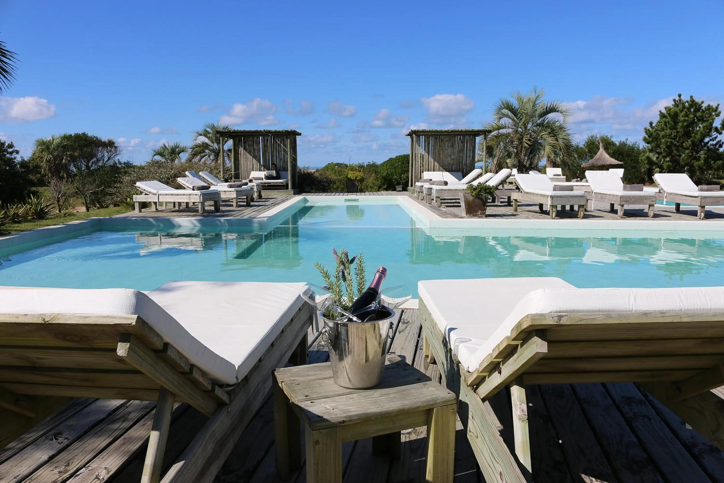 Swimming pool in Casa Suaya
