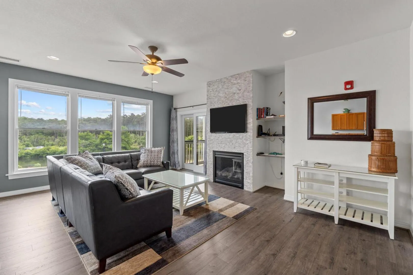 TV and multimedia in Hamilton Cay at Bermuda Bay by Kees Vacations