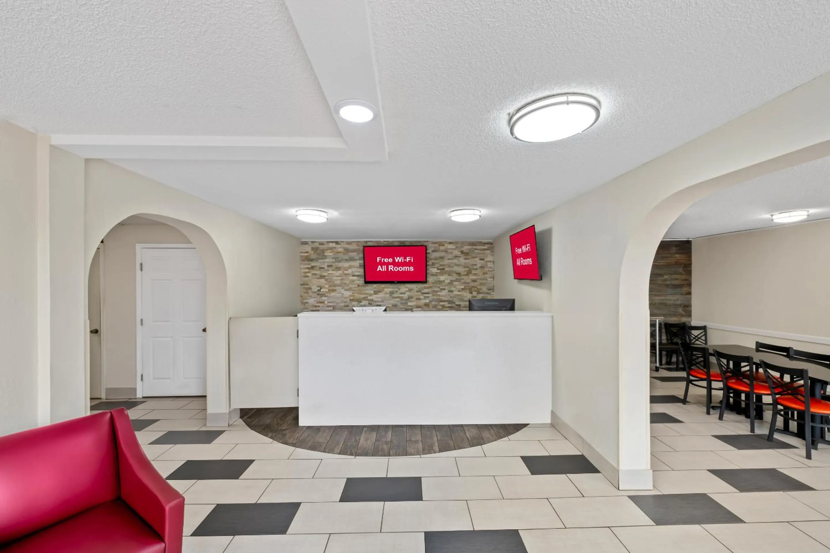 Lobby or reception in Red Roof Inn Charlotte - Airport