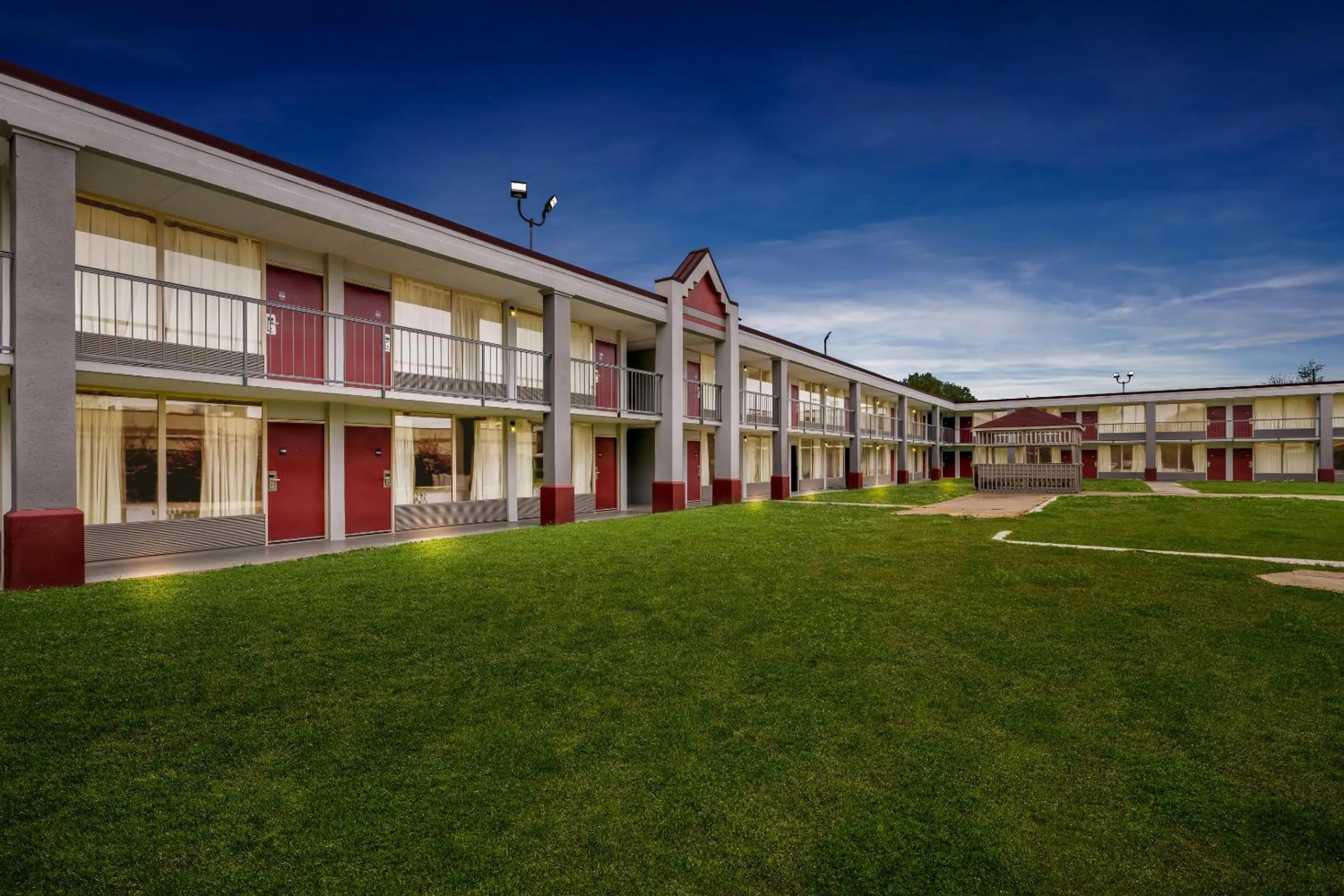 Facade/entrance in Red Roof Inn Charlotte - Airport