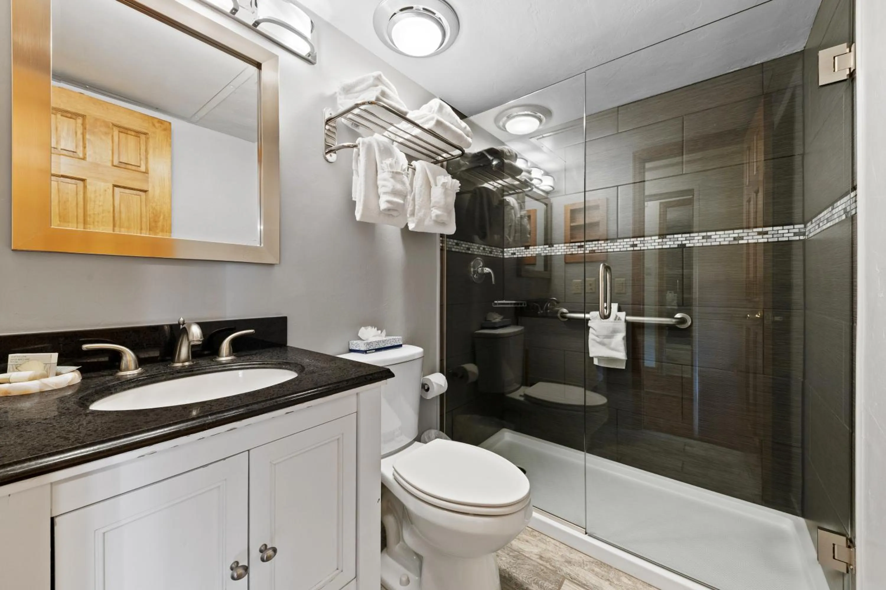 Bathroom in The Christie Lodge – All Suite Property Vail Valley/Beaver Creek