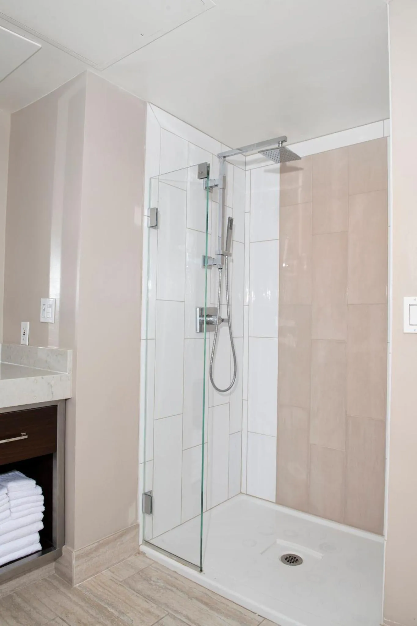 Bathroom in Club Wyndham Harbour Lights