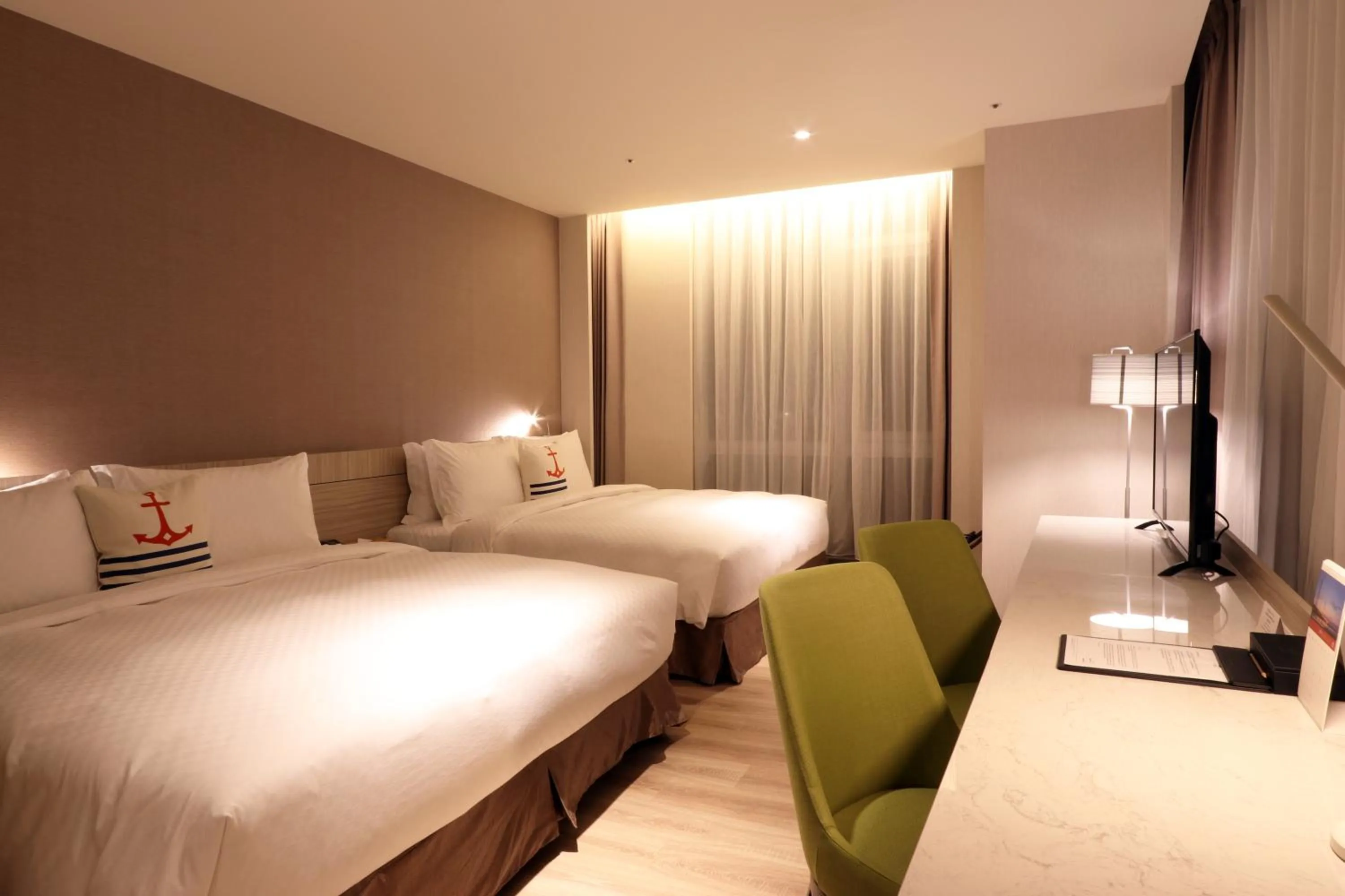 Photo of the whole room, Bed in AJ Hotel Hsinchu