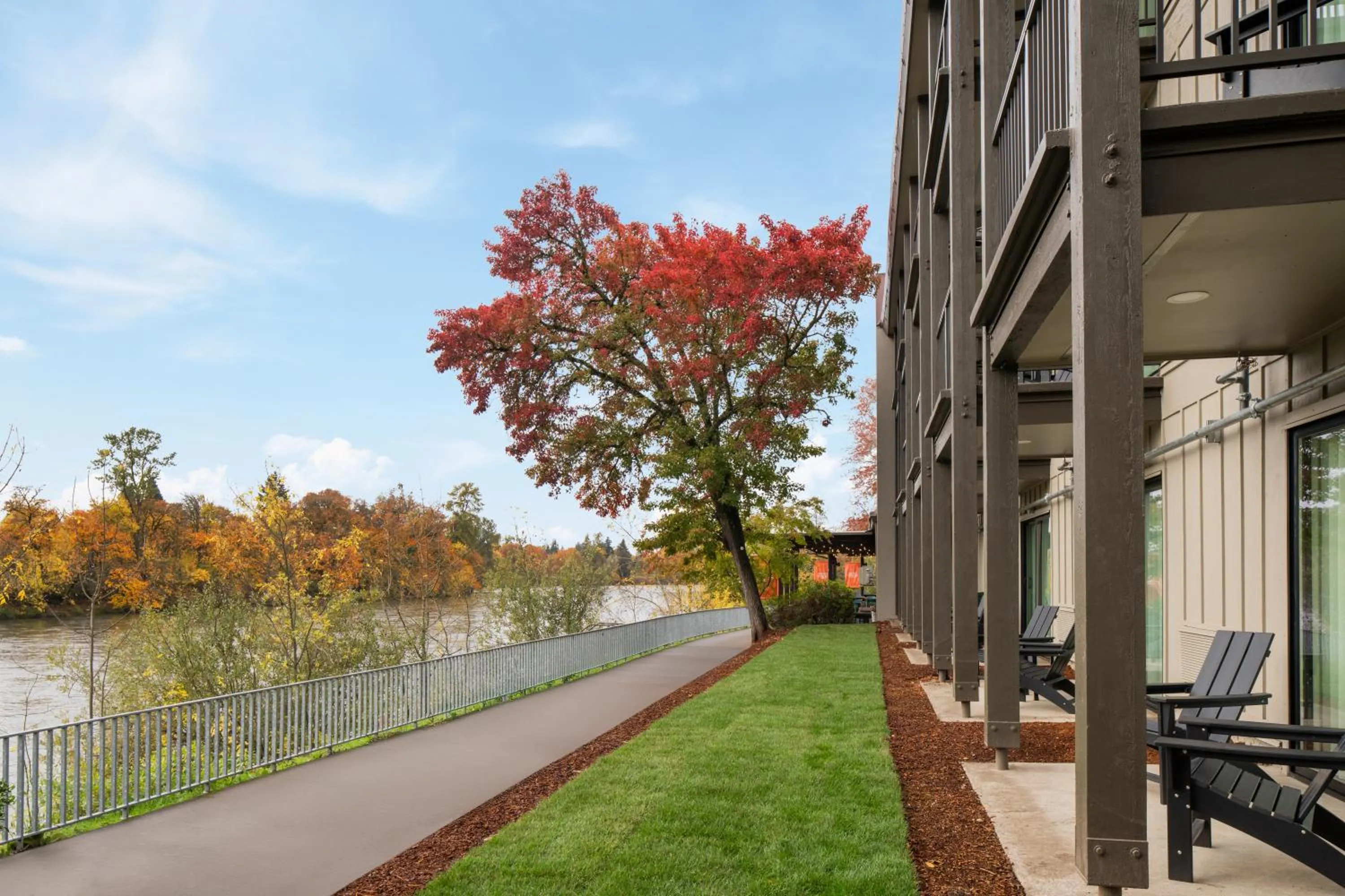 River view in Valley River Inn