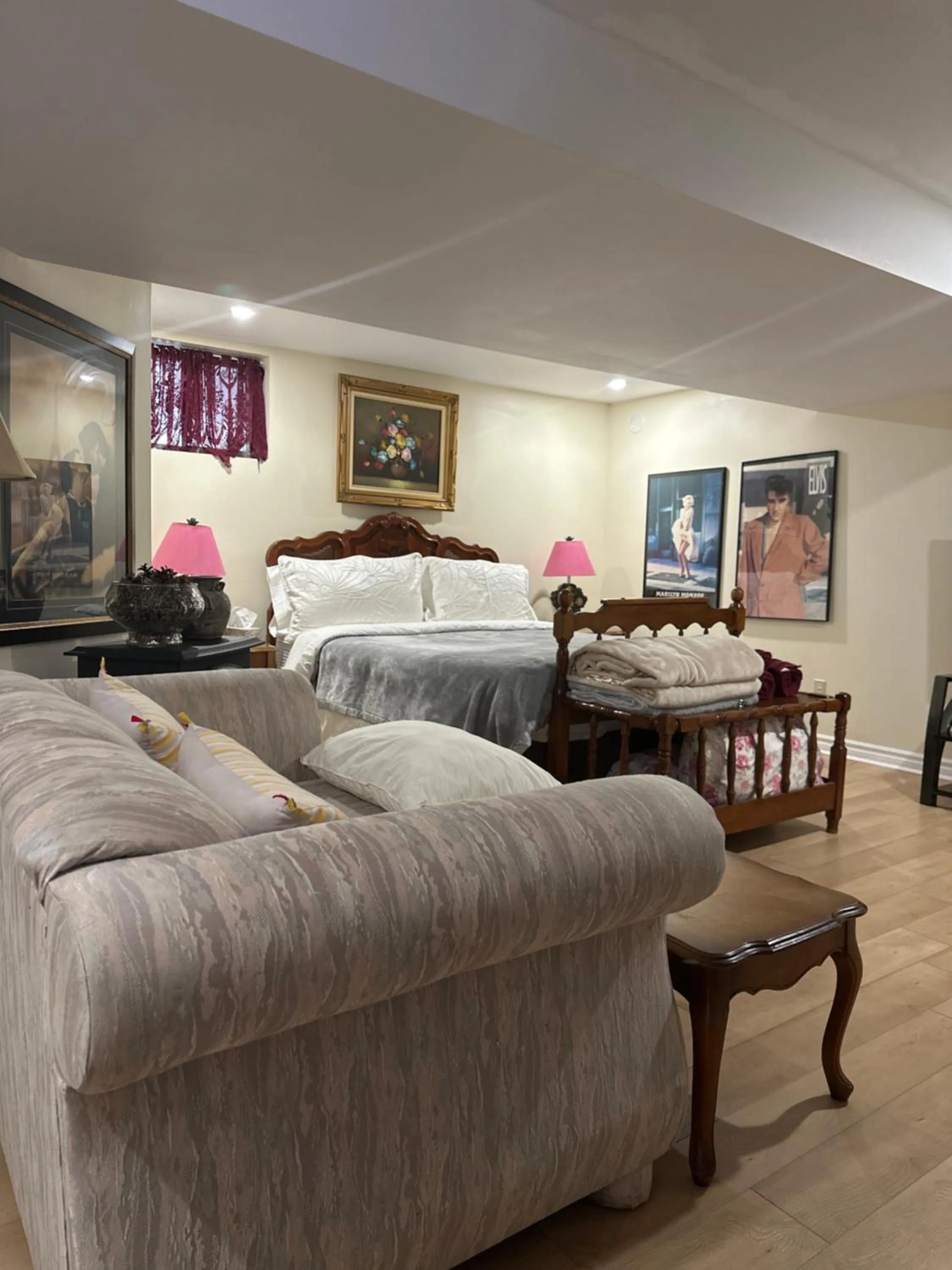 Bed in Blue Gables Bed and Breakfast