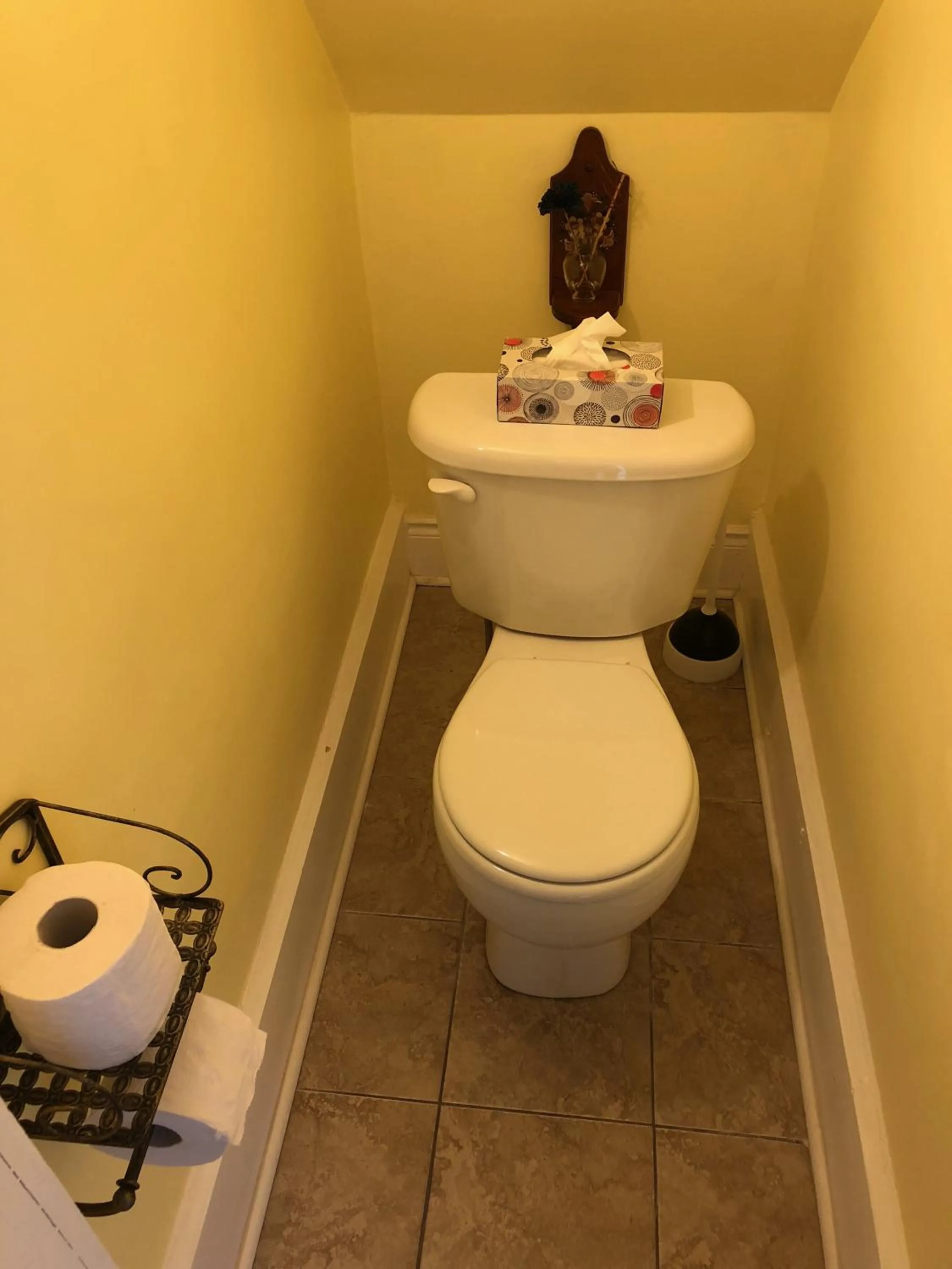 Bathroom in Blue Gables Bed and Breakfast