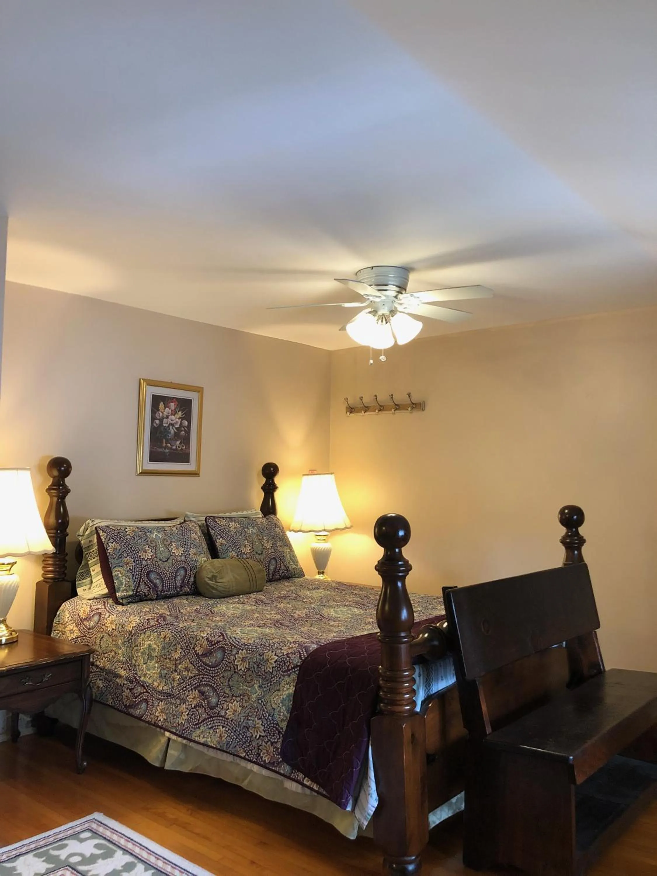 Bedroom, Bed in Blue Gables Bed and Breakfast