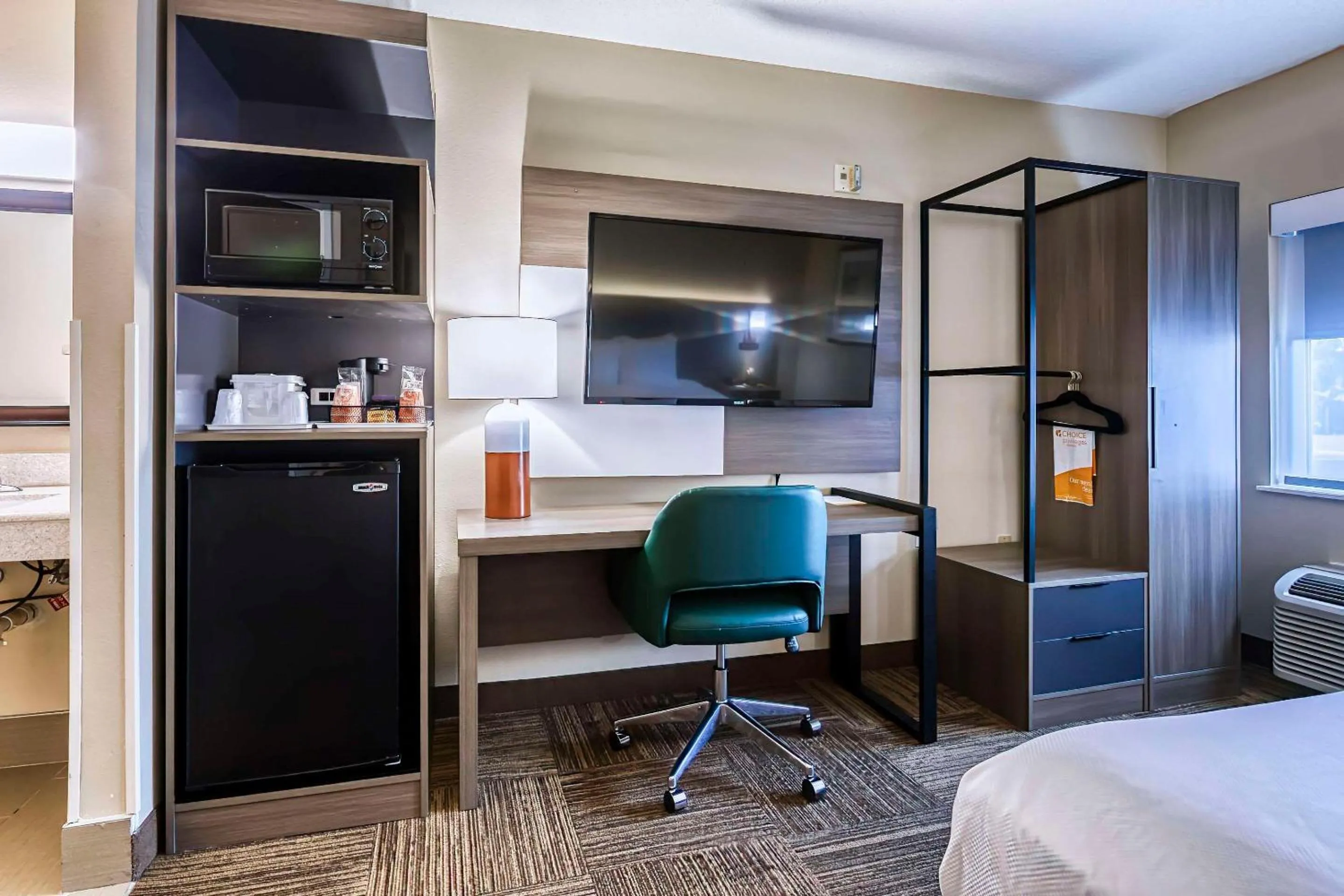 Bedroom, Bed in Comfort Inn & Suites Shepherdsville - Louisville South