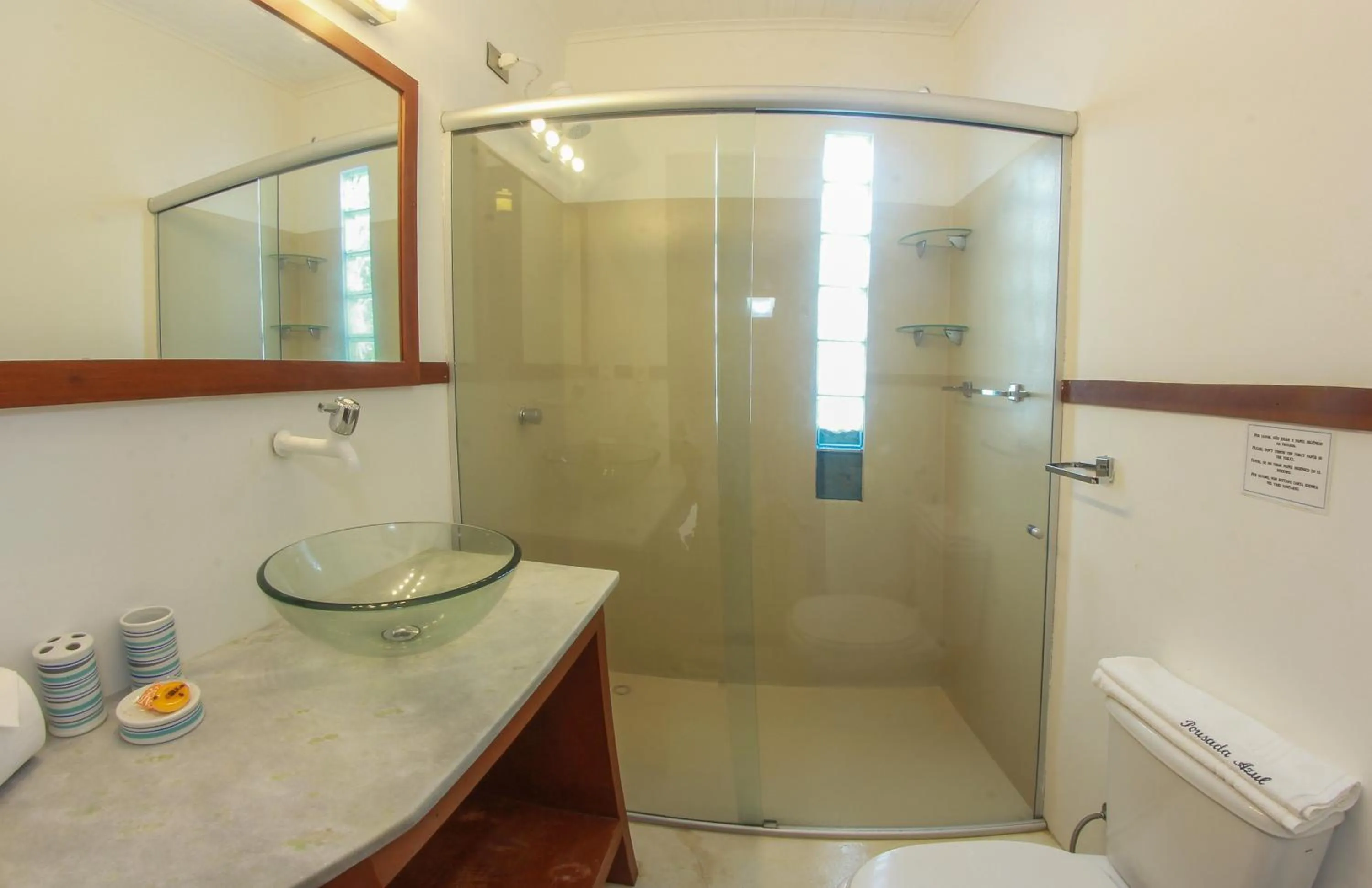 Bathroom in Azul Pousada