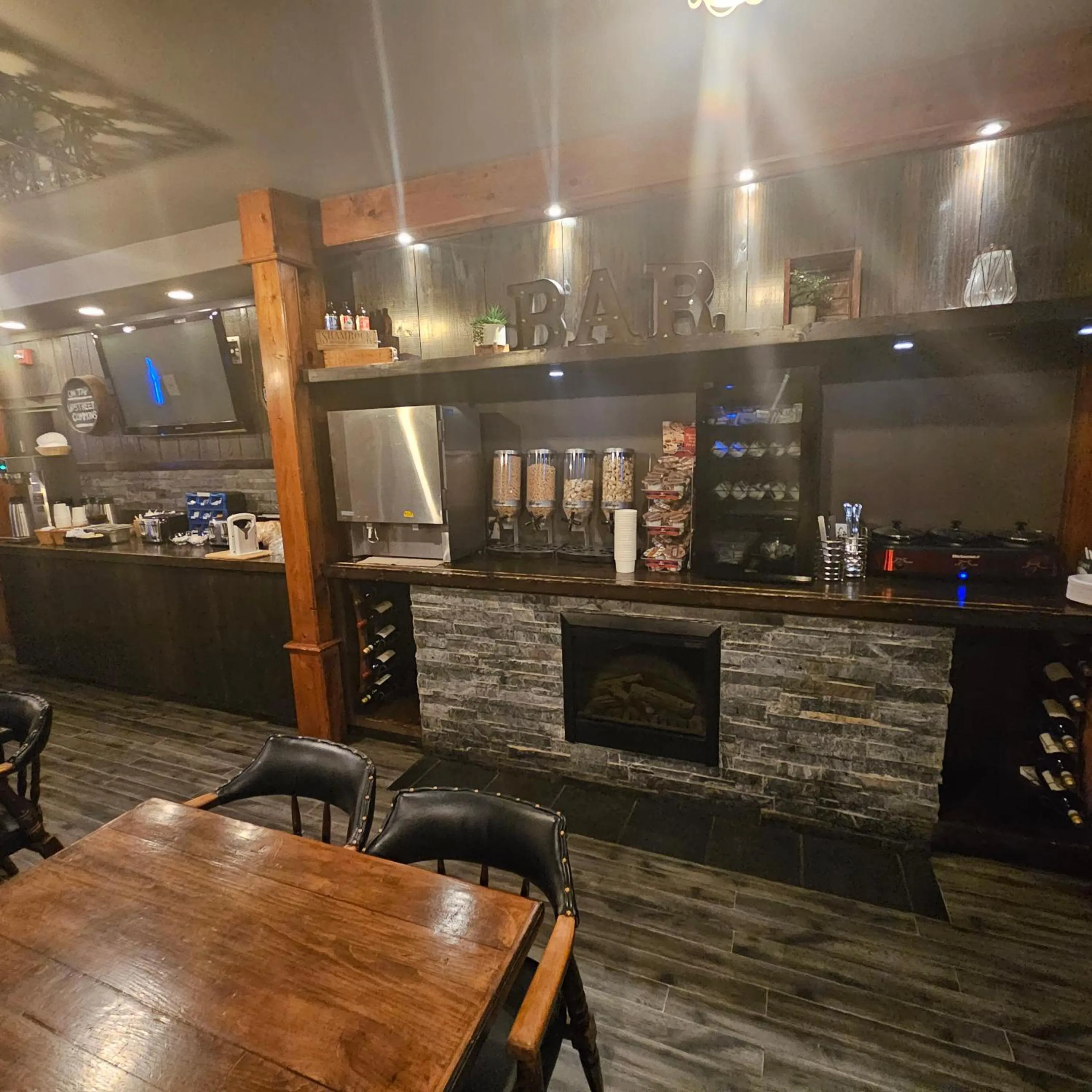 Breakfast in Canadas Best Value Inn & Suites-Charlottetown